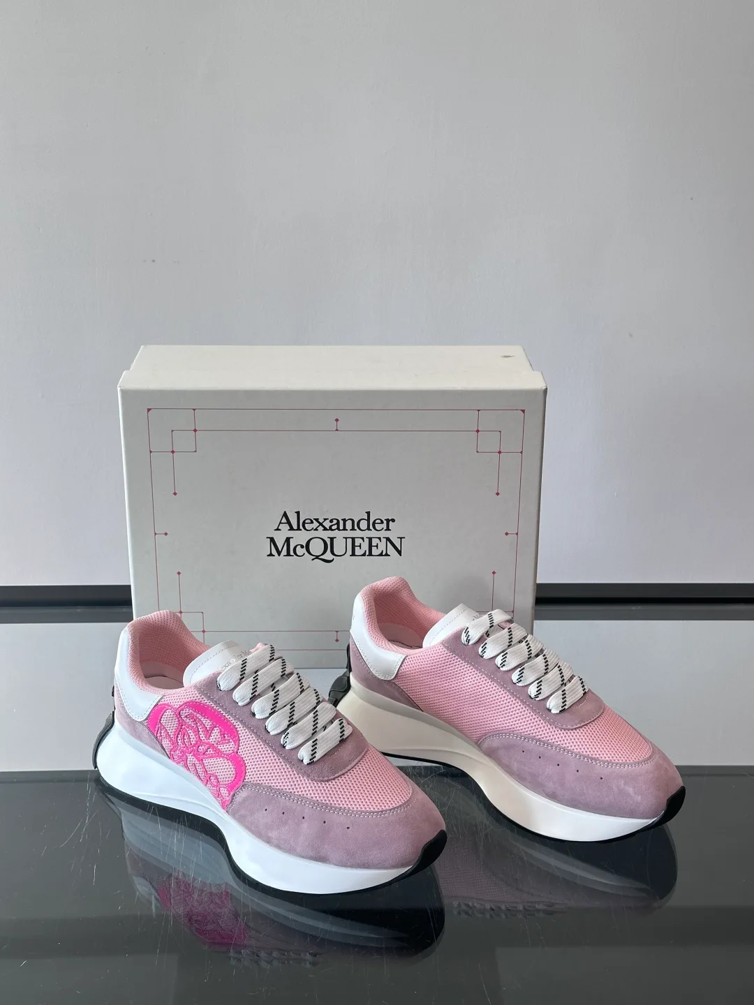 Кроссовки Женские Alexander Mcqueen 564589
