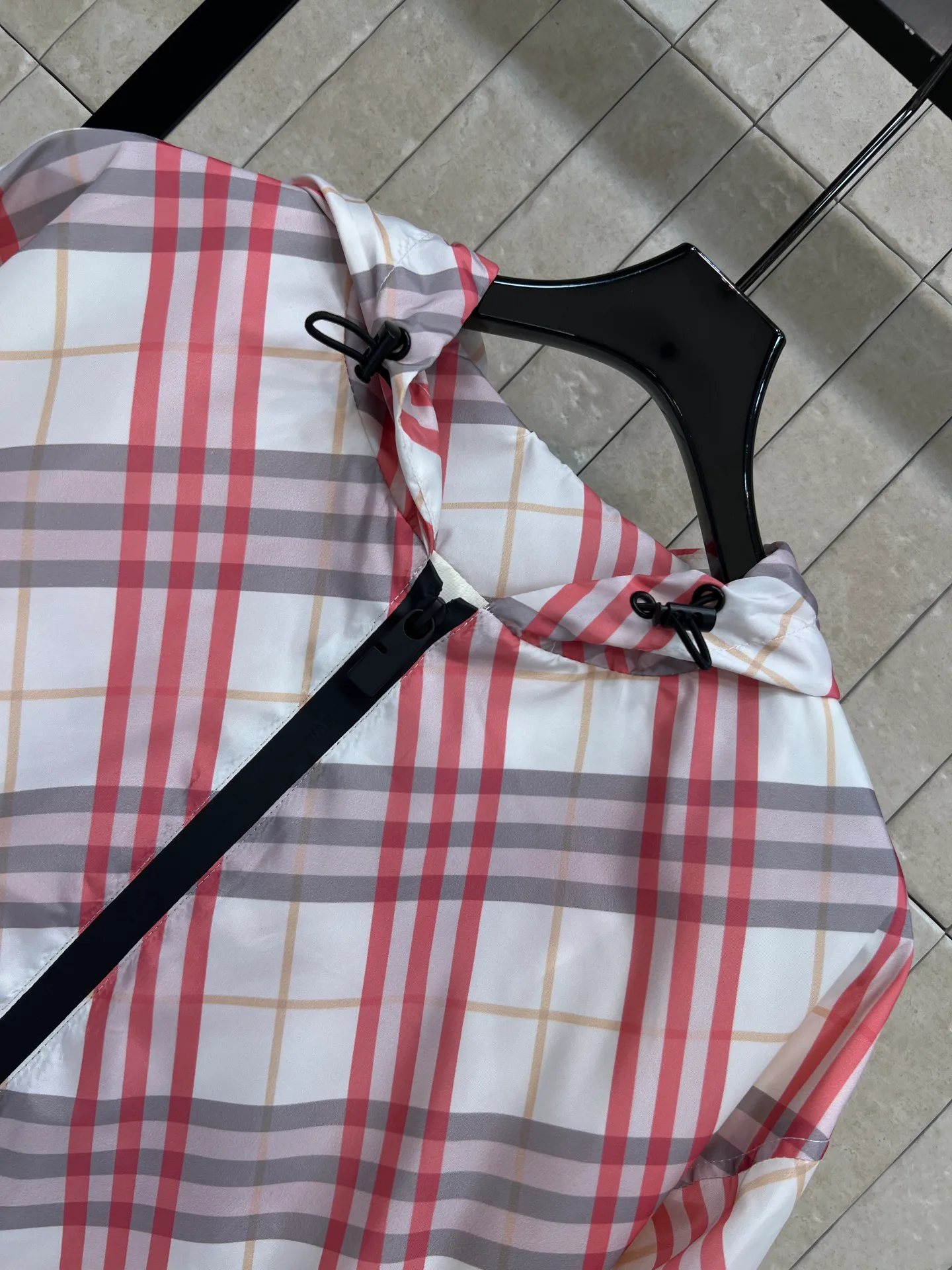 Куртки И Пуховики Женские Burberry 14810048