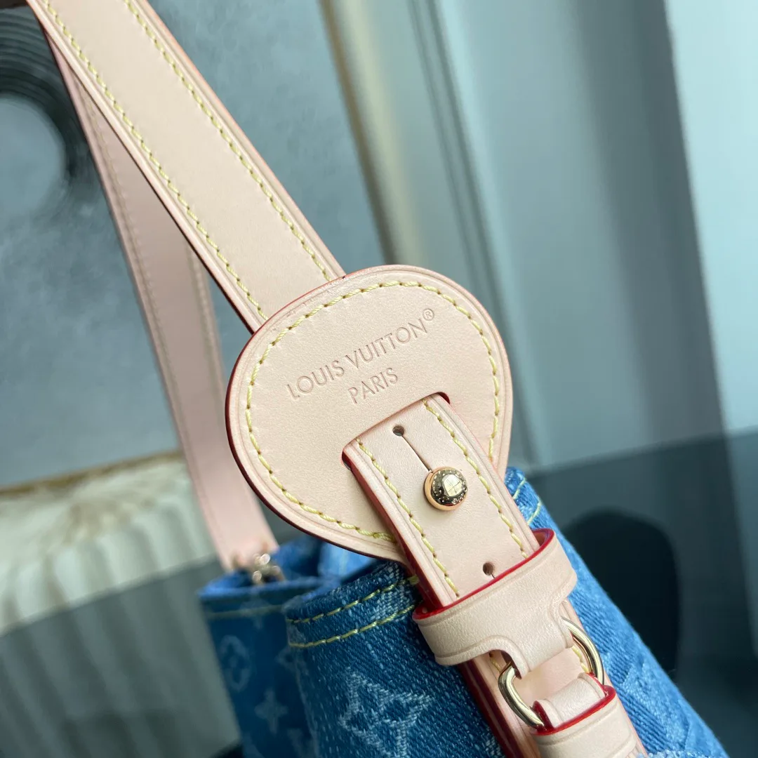Классические Сумки Женские Louis Vuitton 11886364