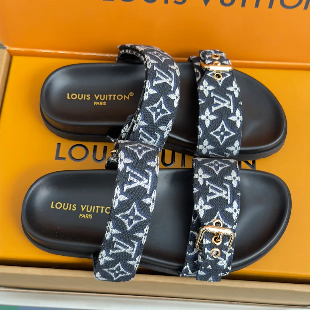 Шлепанцы Женские Louis Vuitton 17780721