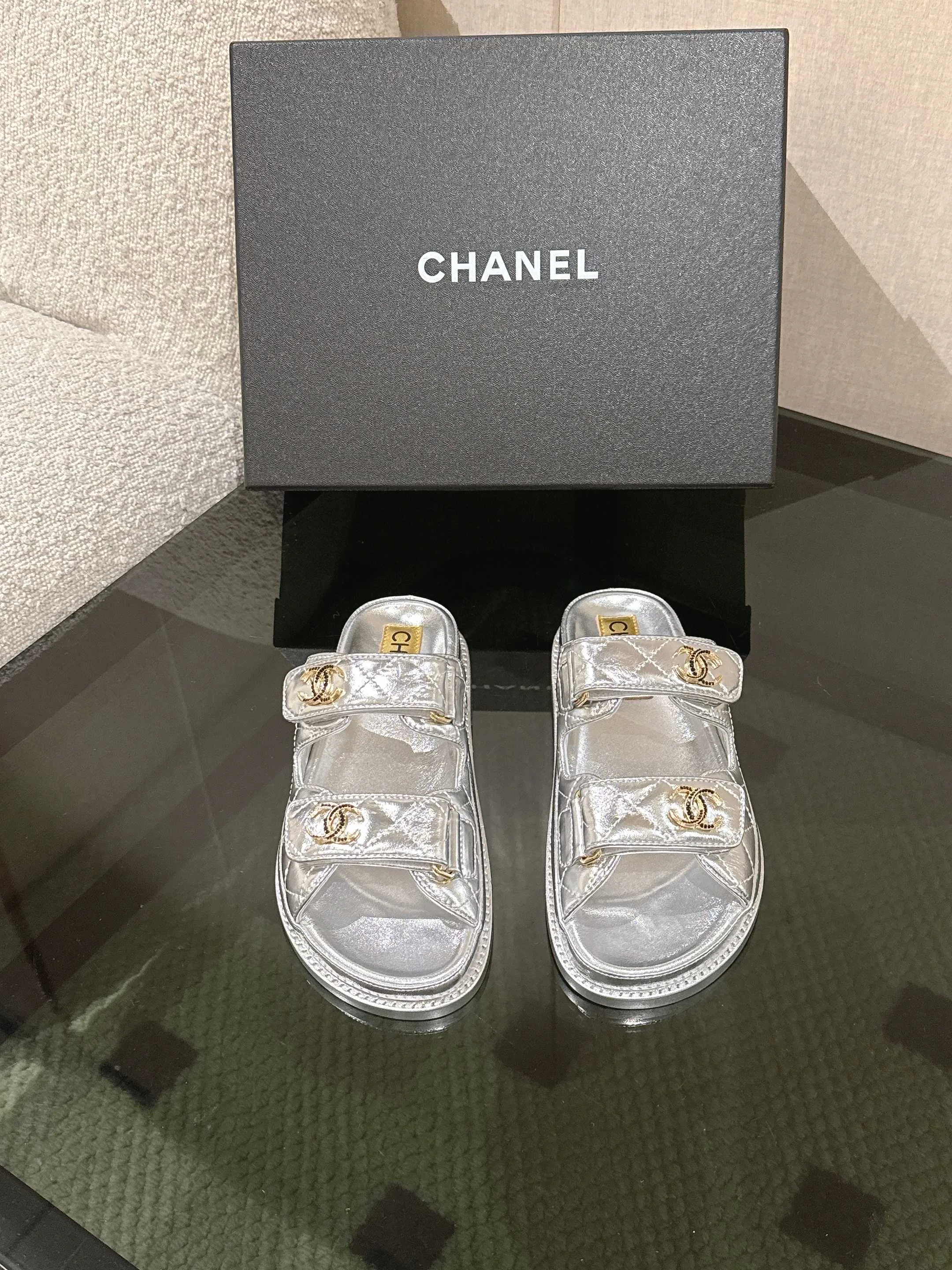 Сандалии Женские Chanel 11353699