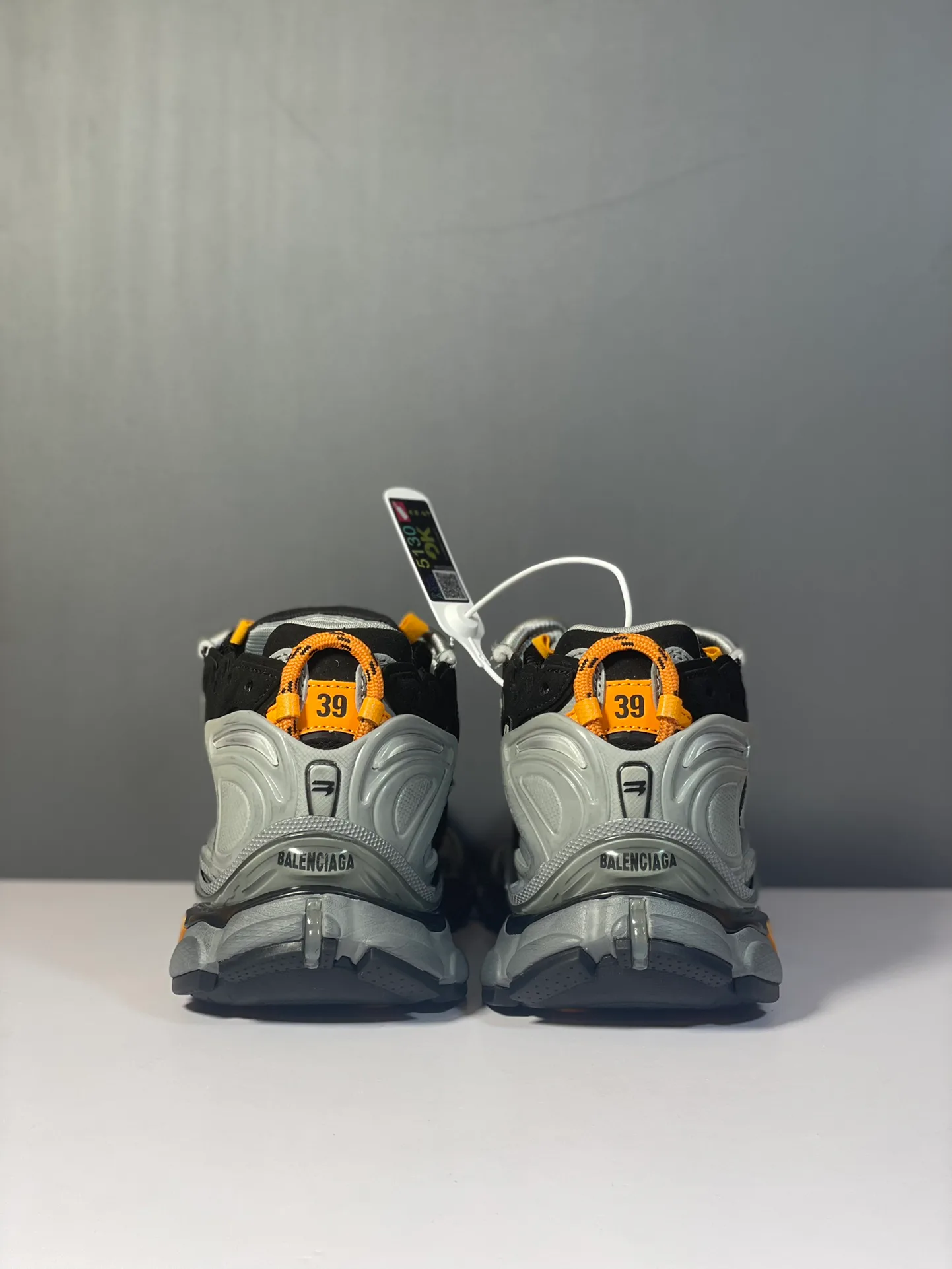 Кроссовки Женские Balenciaga 466902