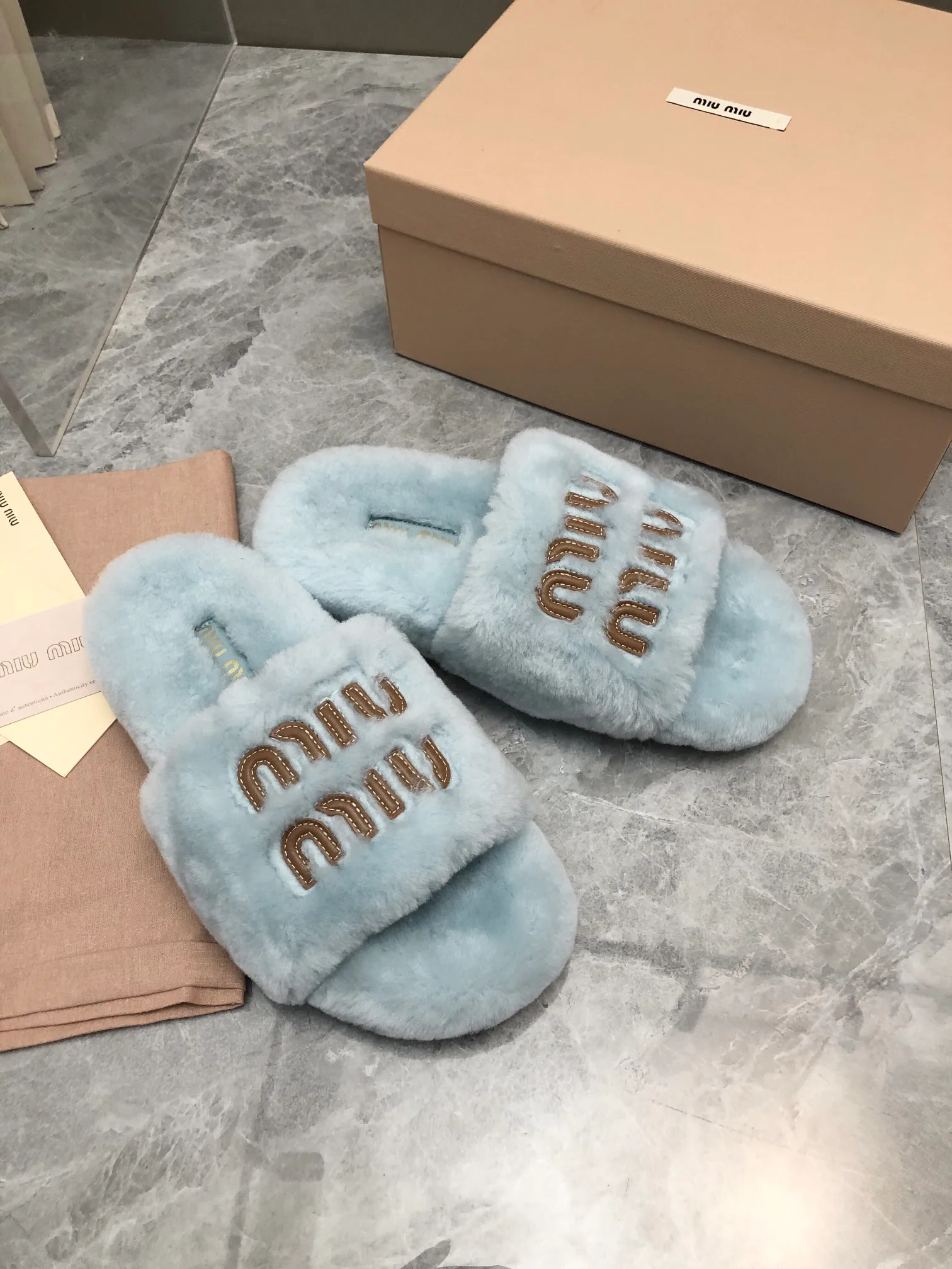 Тапочки Женские Miu Miu 18005822