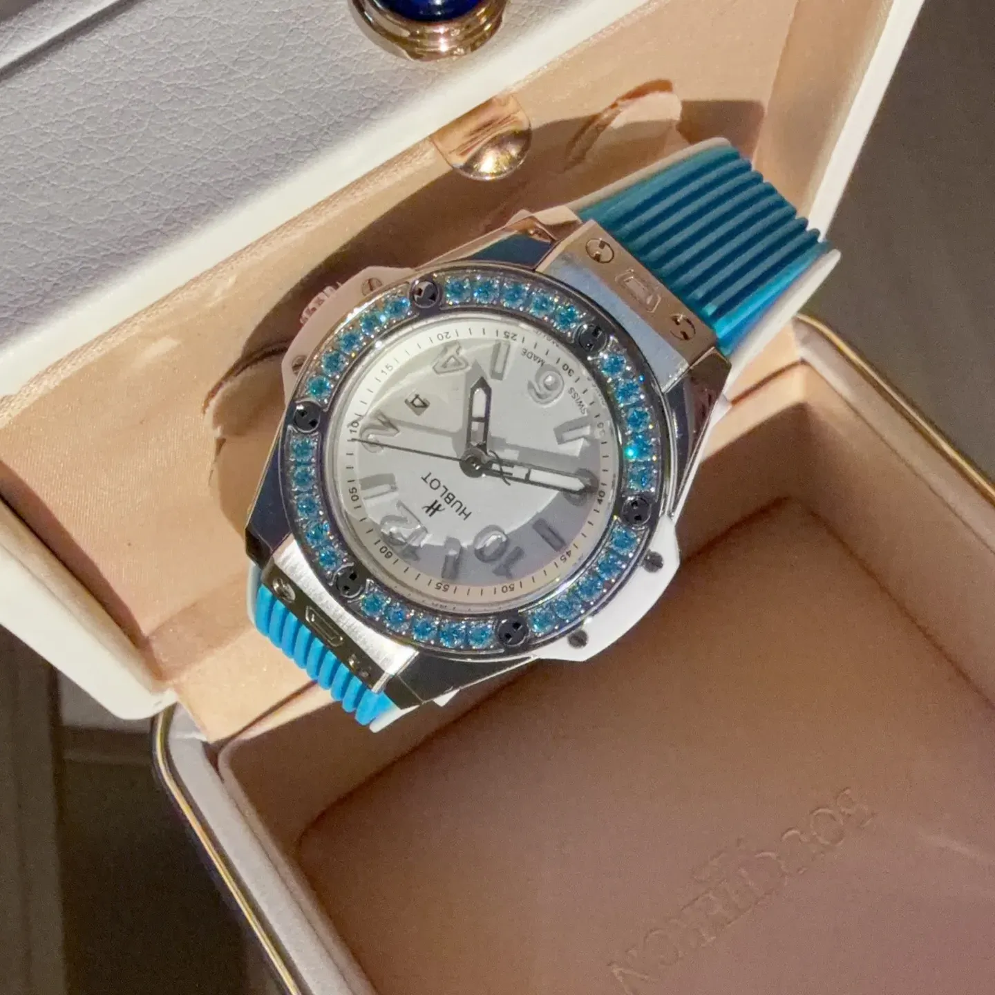 Часы Женские Hublot 1892286