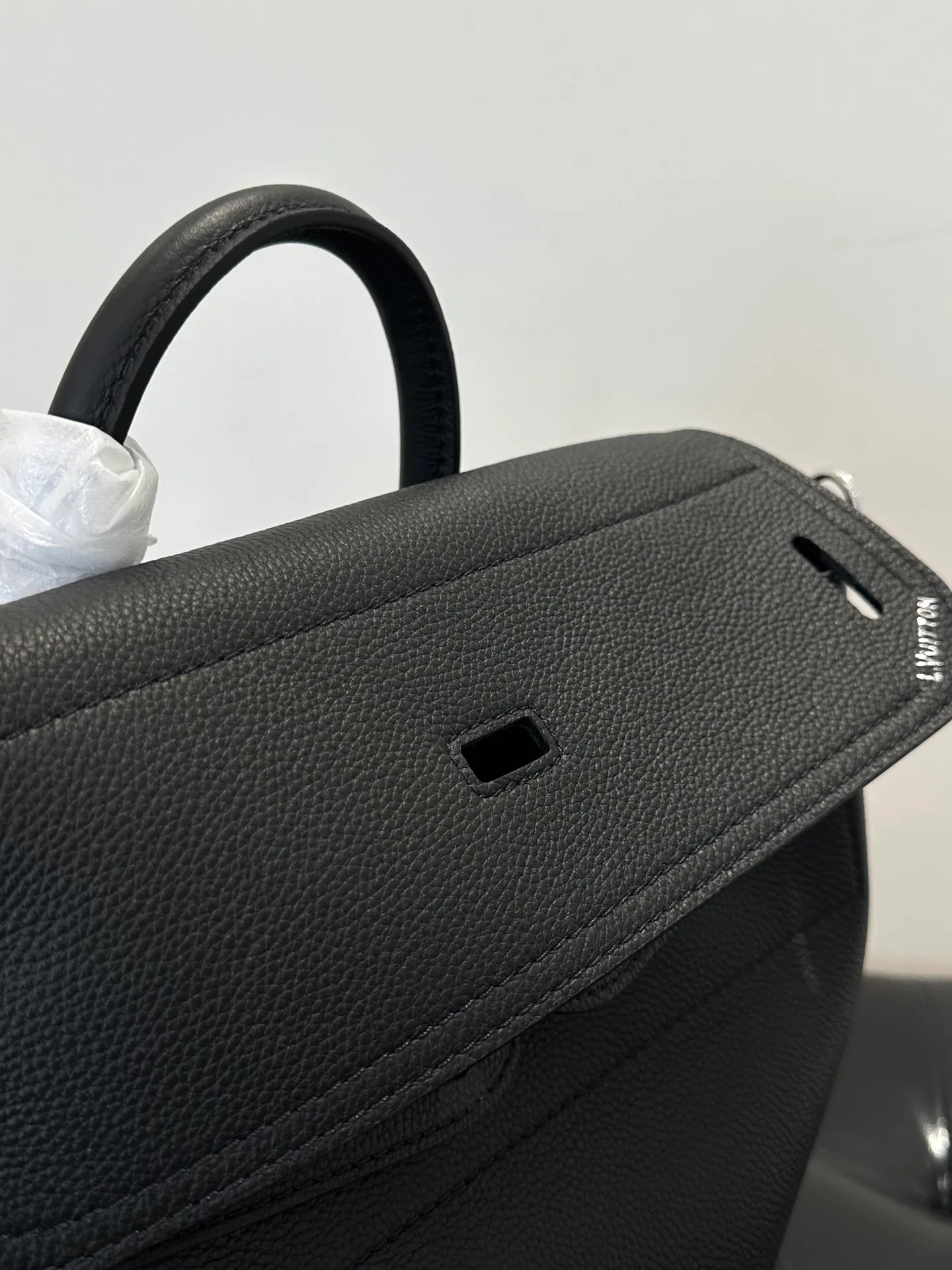 Классические Сумки Женские Louis Vuitton 17136033