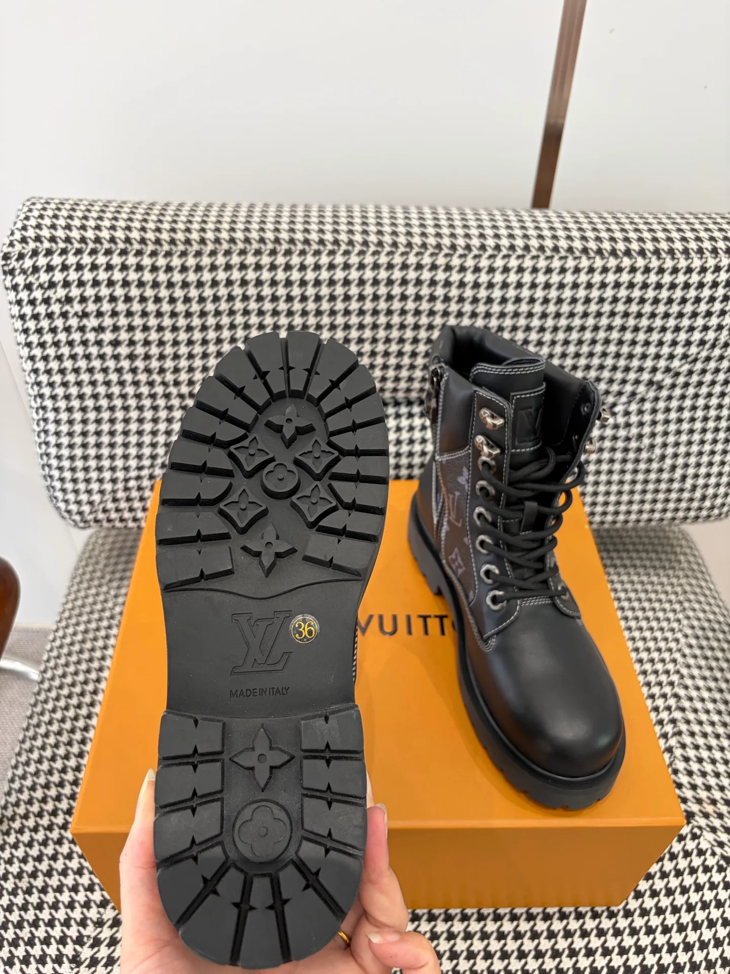 Ботинки Женские Louis Vuitton 19597226