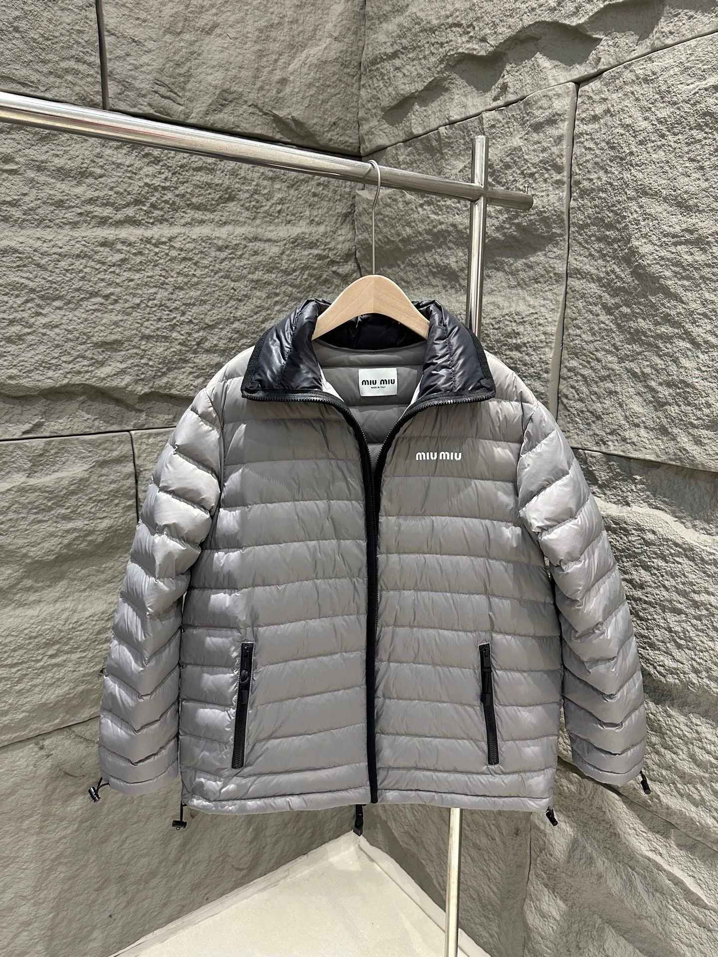 Куртки И Пуховики Женские Miu Miu 789002