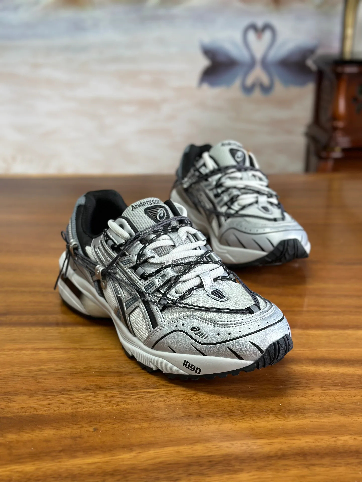 Кроссовки Женские Asics 17962309