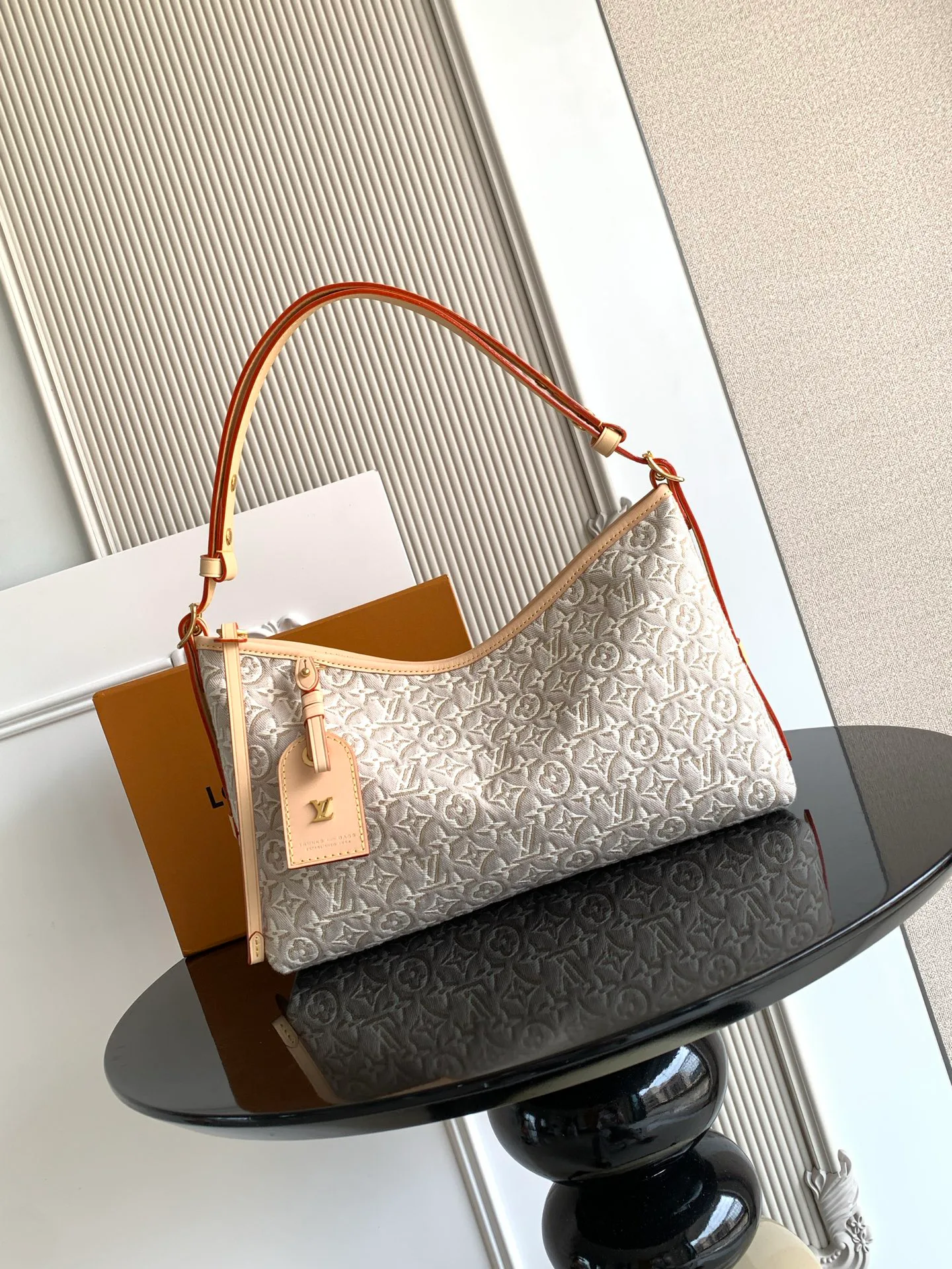 Классические Сумки Женские Louis Vuitton 17483340