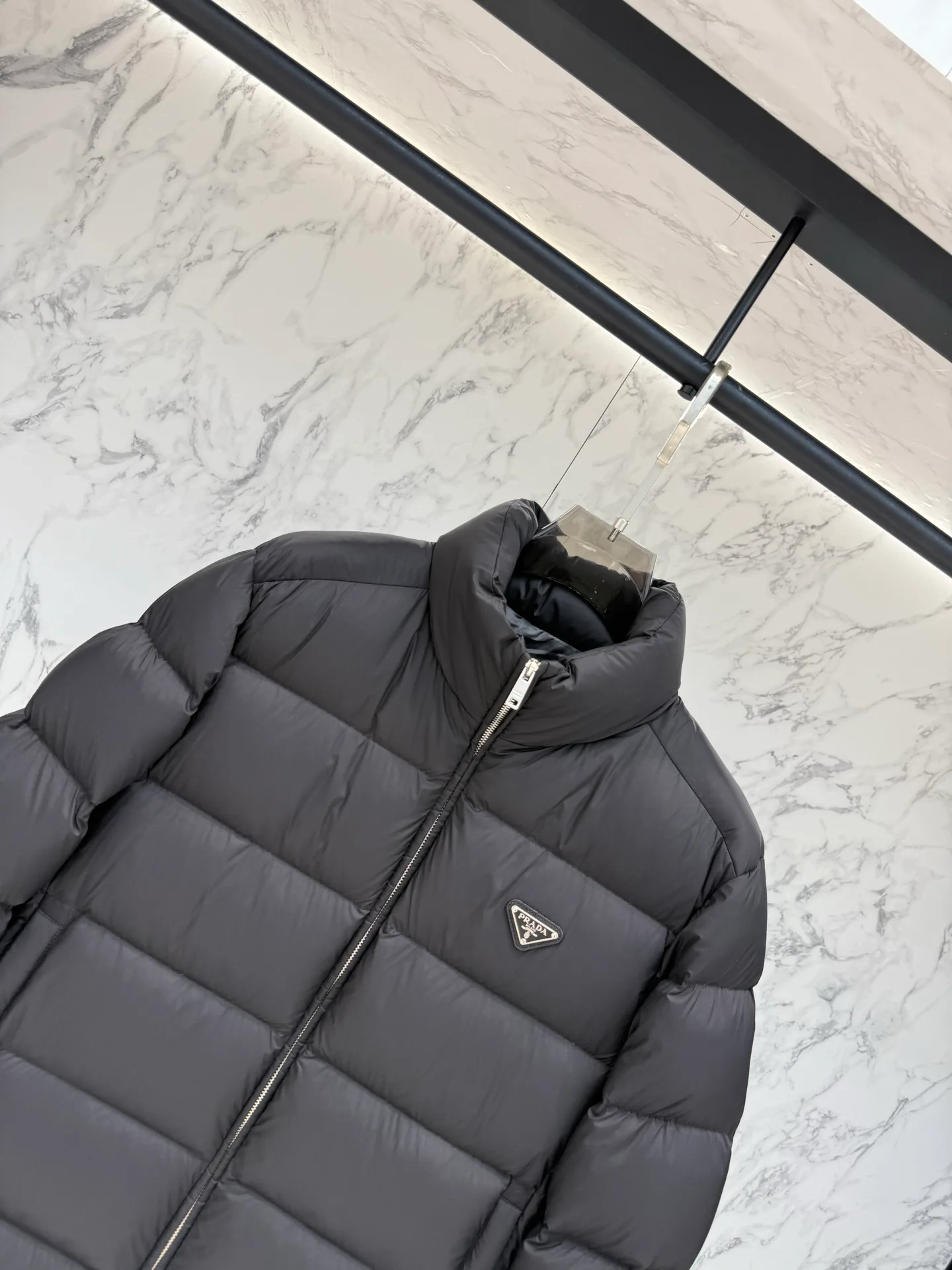 Куртки И Пуховики Женские Prada 18023890