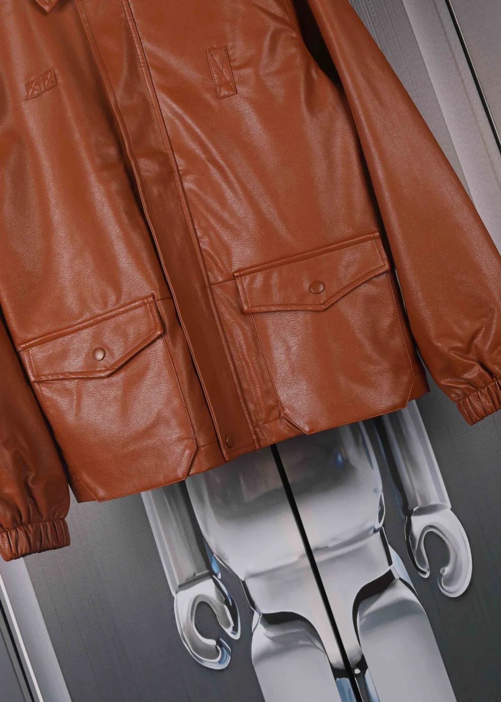 Кожаные Куртки И Дублёнки Мужские Fendi 3007