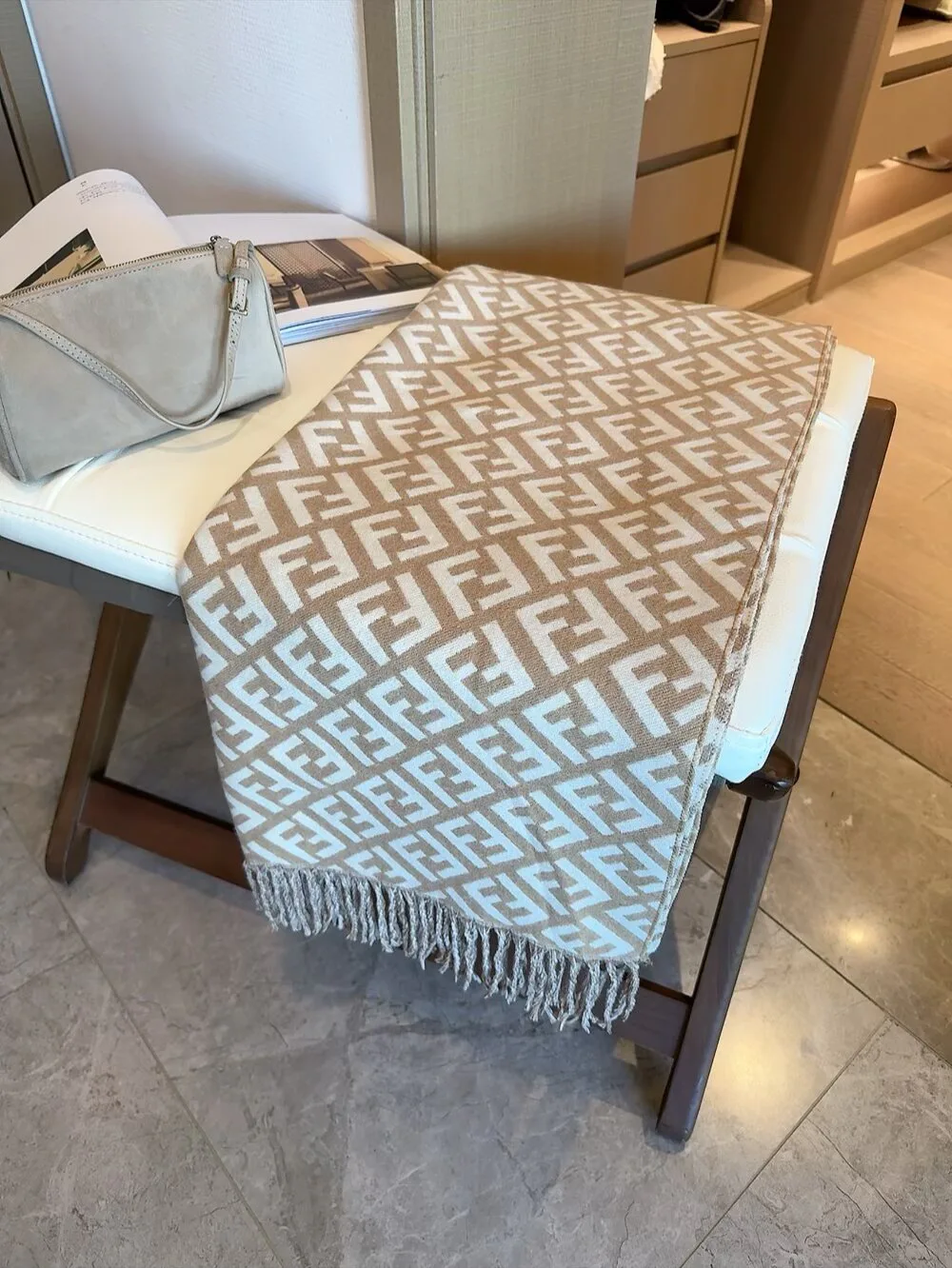 Шарфы Fendi 18002917