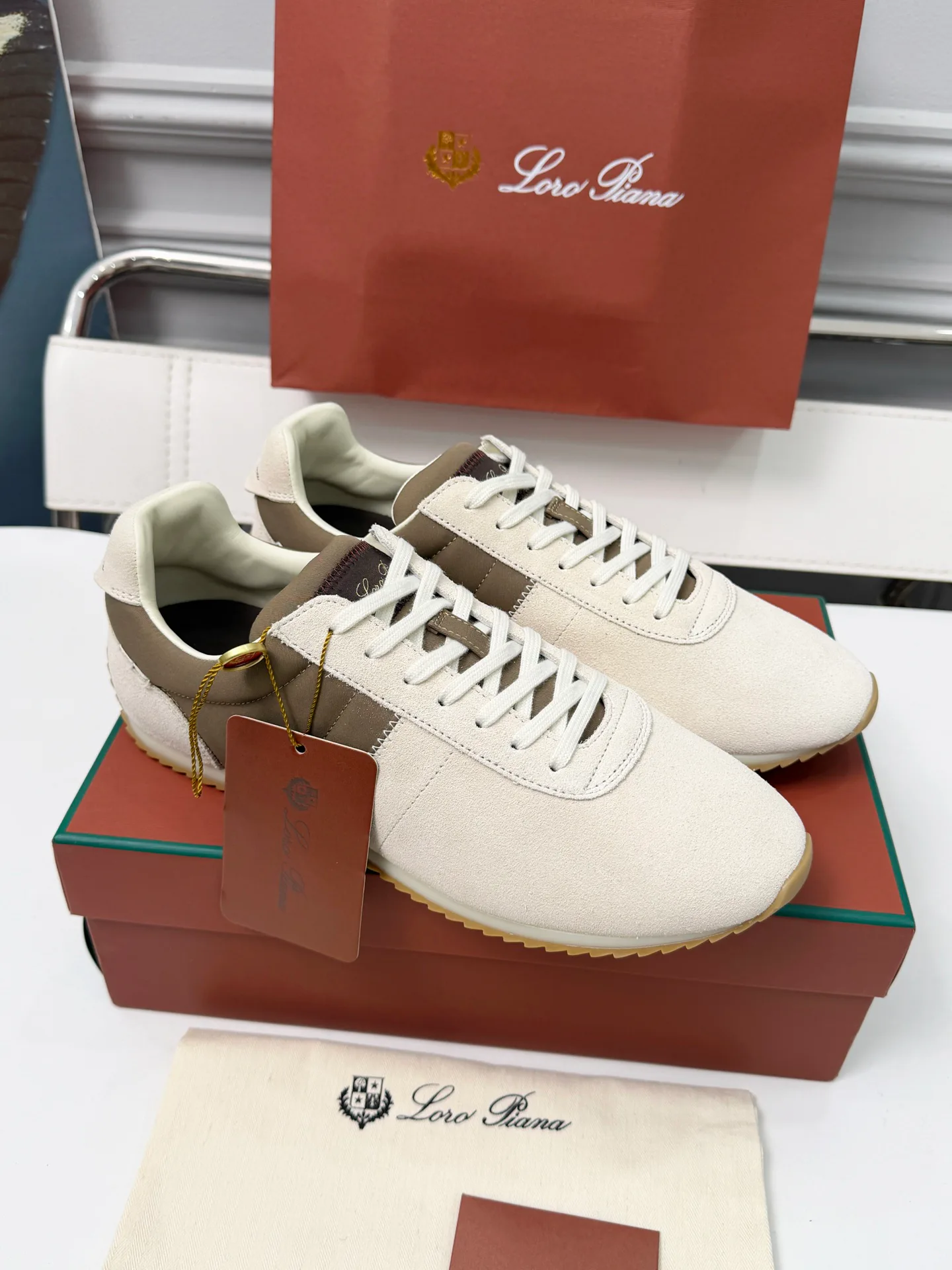 Кроссовки Женские Loro Piana 17467095