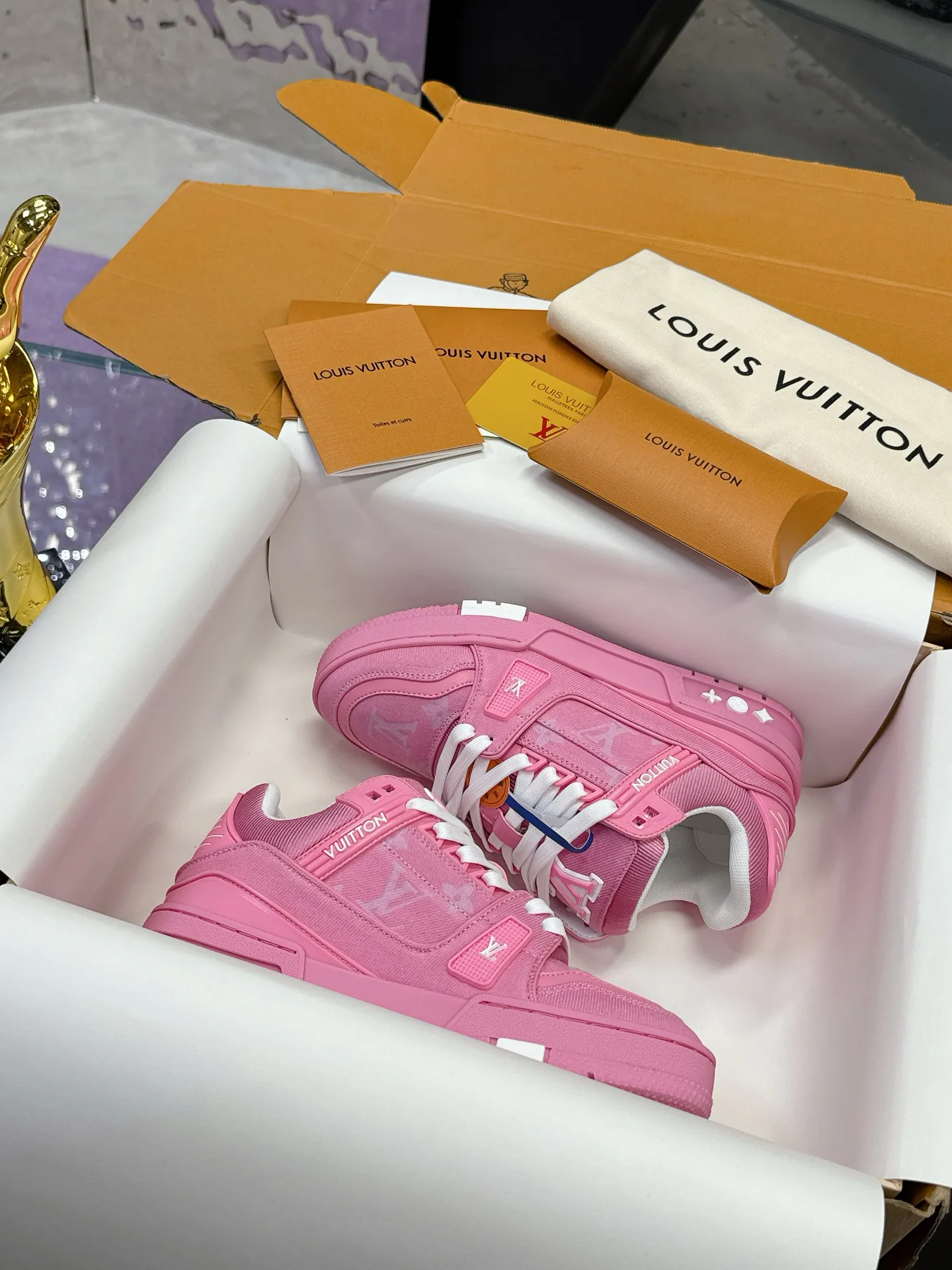 Кроссовки Женские Louis Vuitton 170178