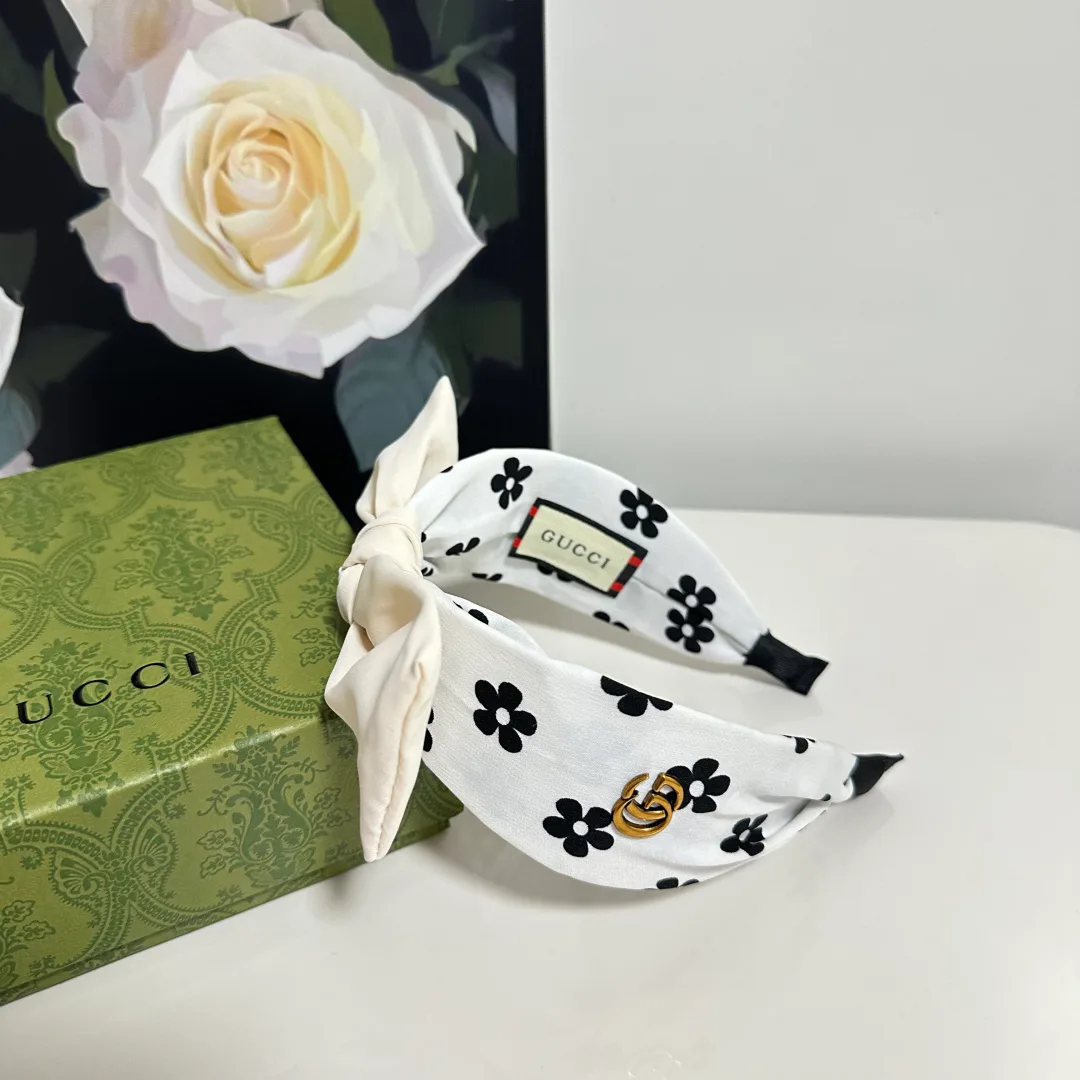 Головные Уборы Gucci 11469210