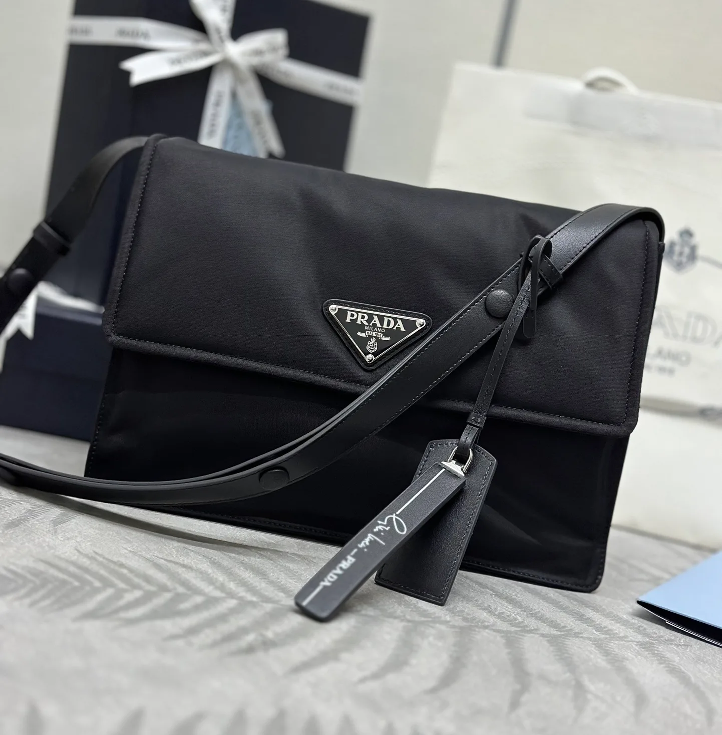 Сумки На Ремне Женские Prada 11682087