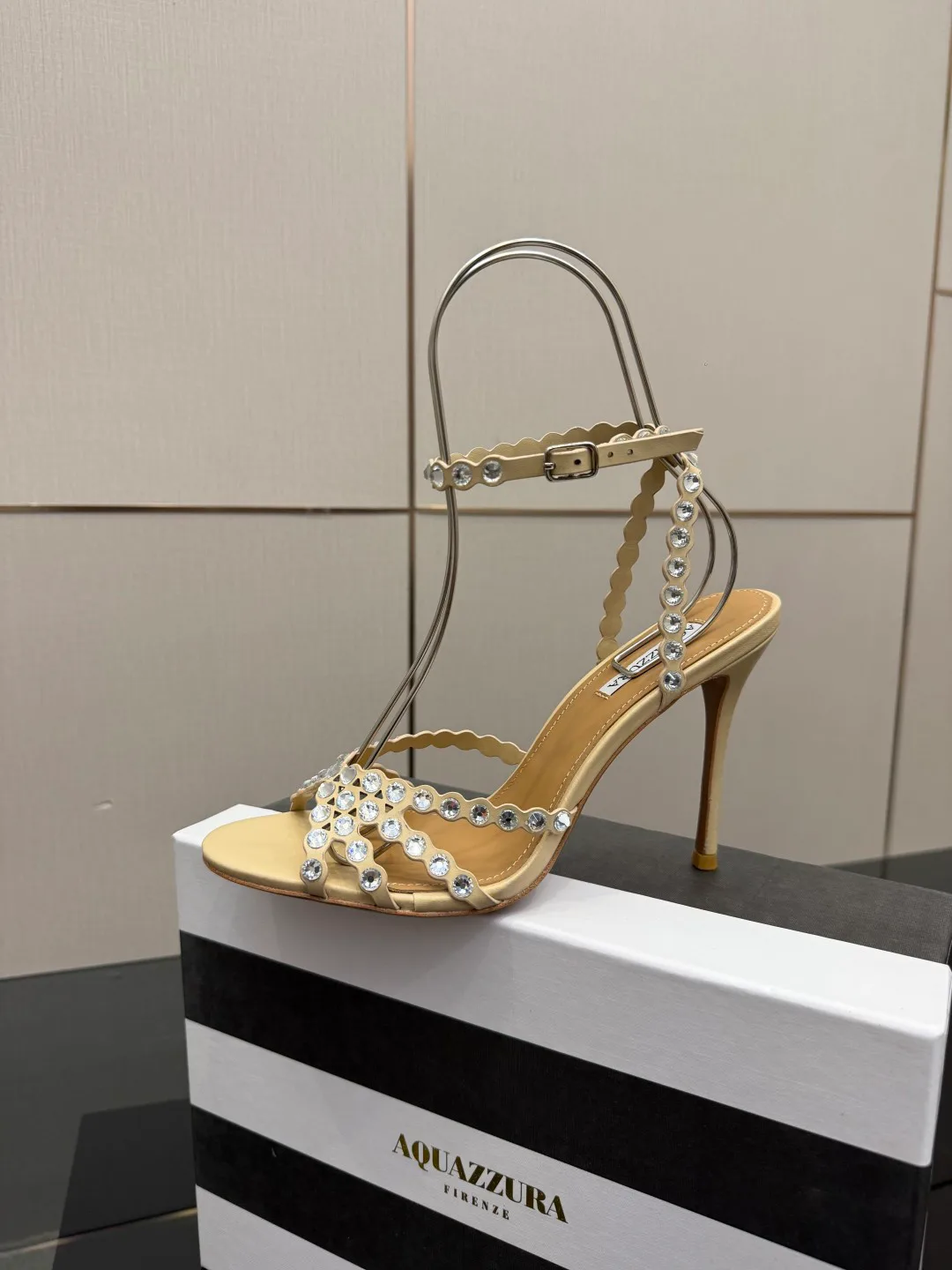 Босоножки Женские Aquazzura 12712456