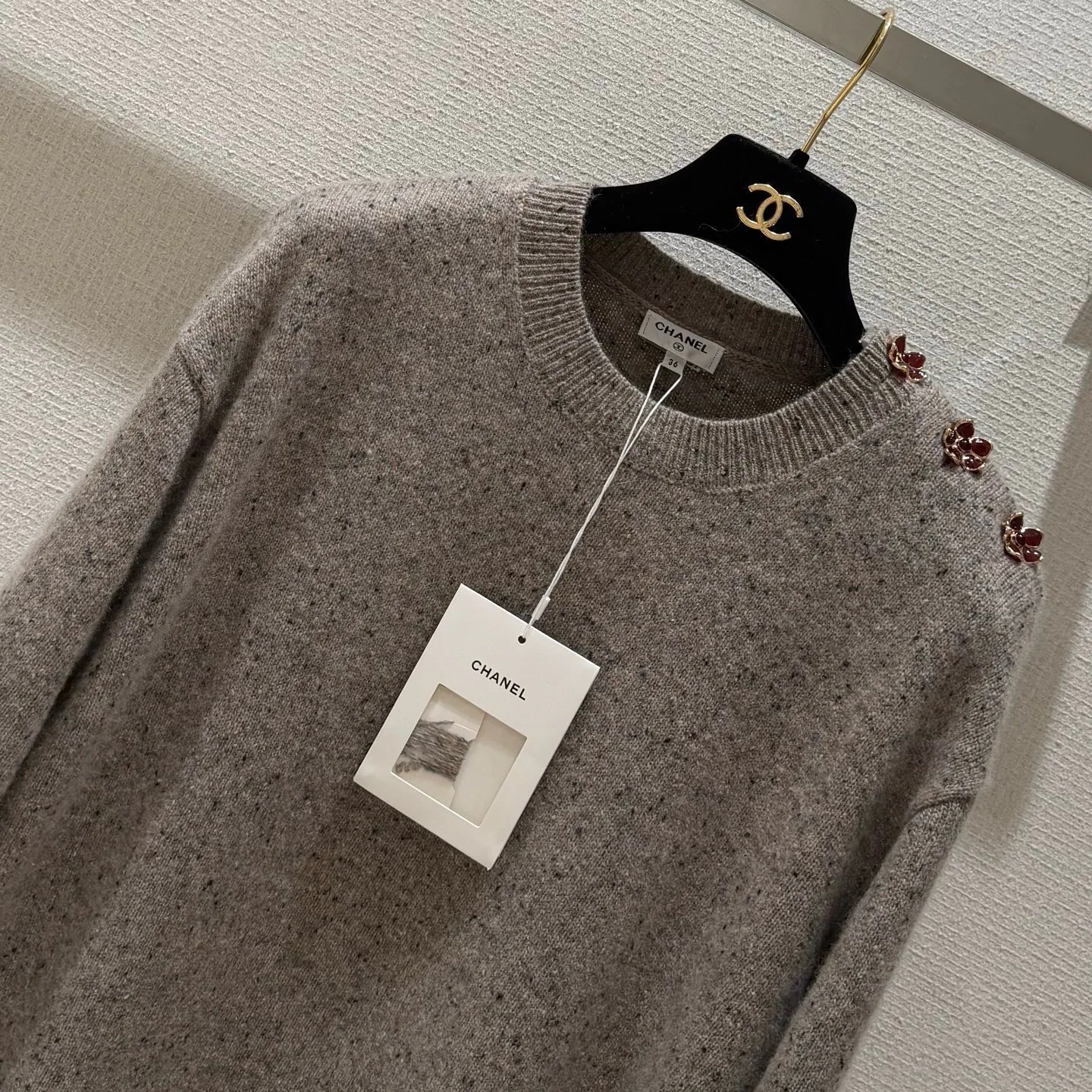 Джемперы И Свитеры Женские Chanel 17446529