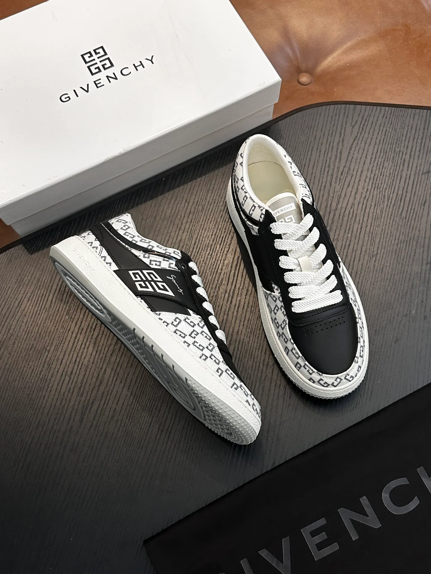 Кроссовки Мужские Givenchy 141442