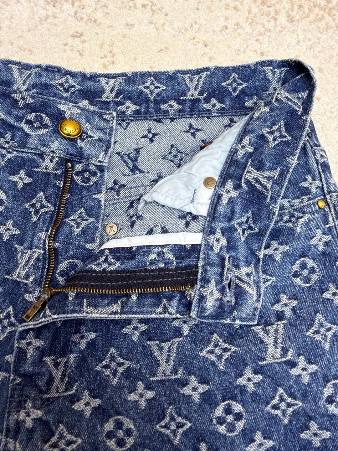 Шорты Мужские Louis Vuitton 13077110