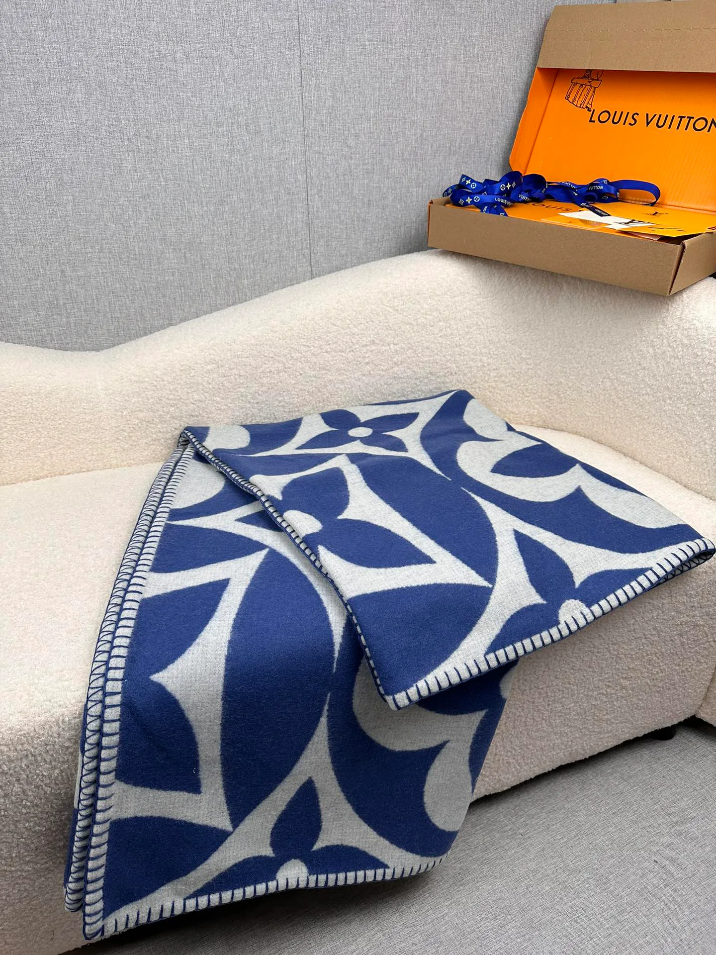 Текстиль Louis Vuitton 11565614