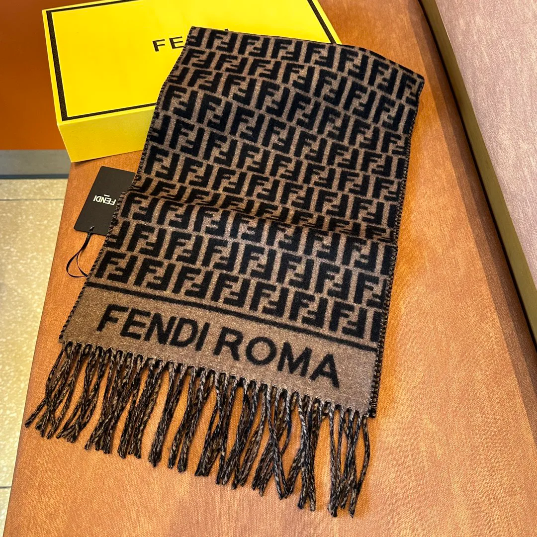 Шарфы Fendi 1813421