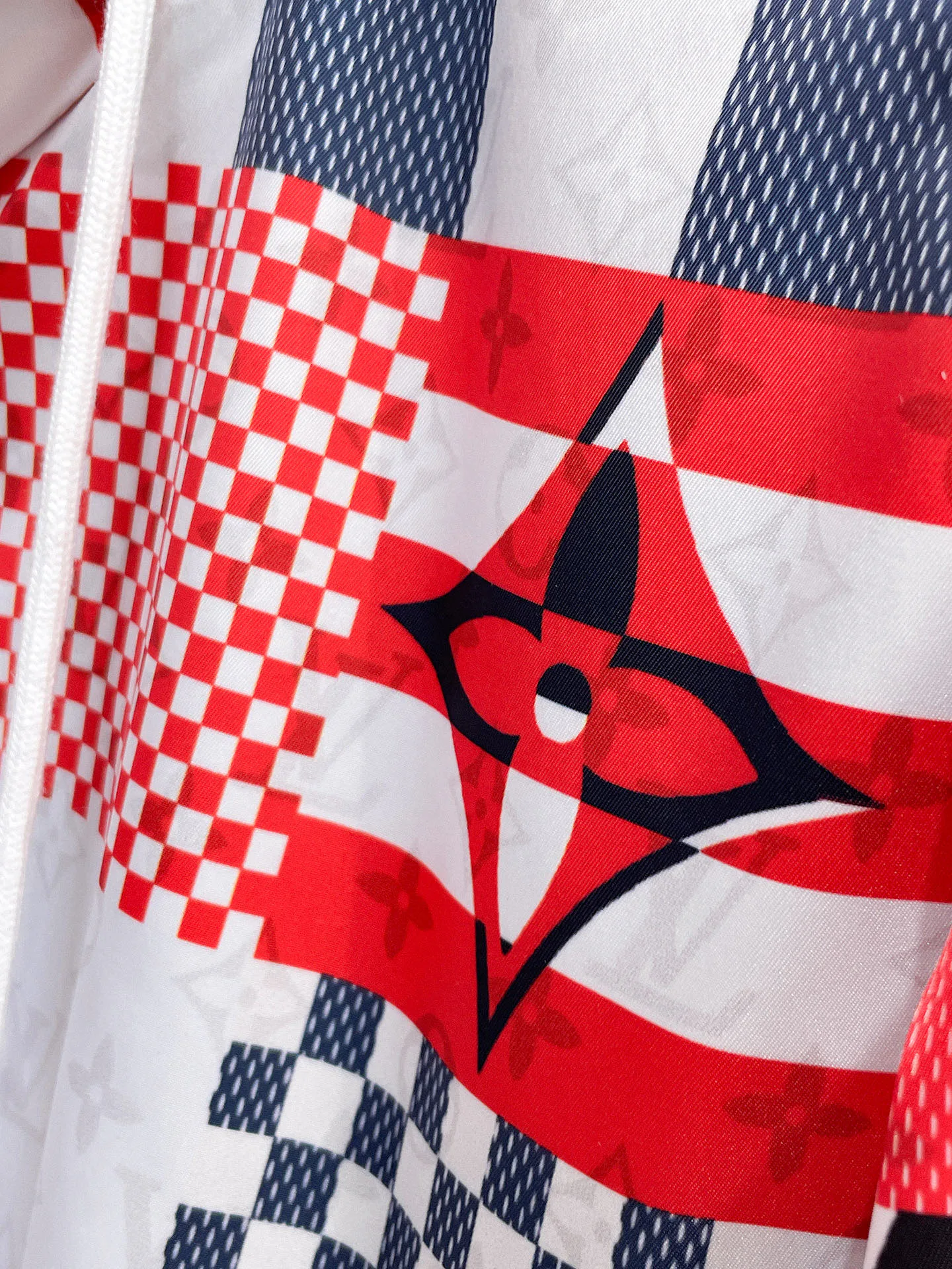 Куртки И Пуховики Мужские Louis Vuitton 9352281