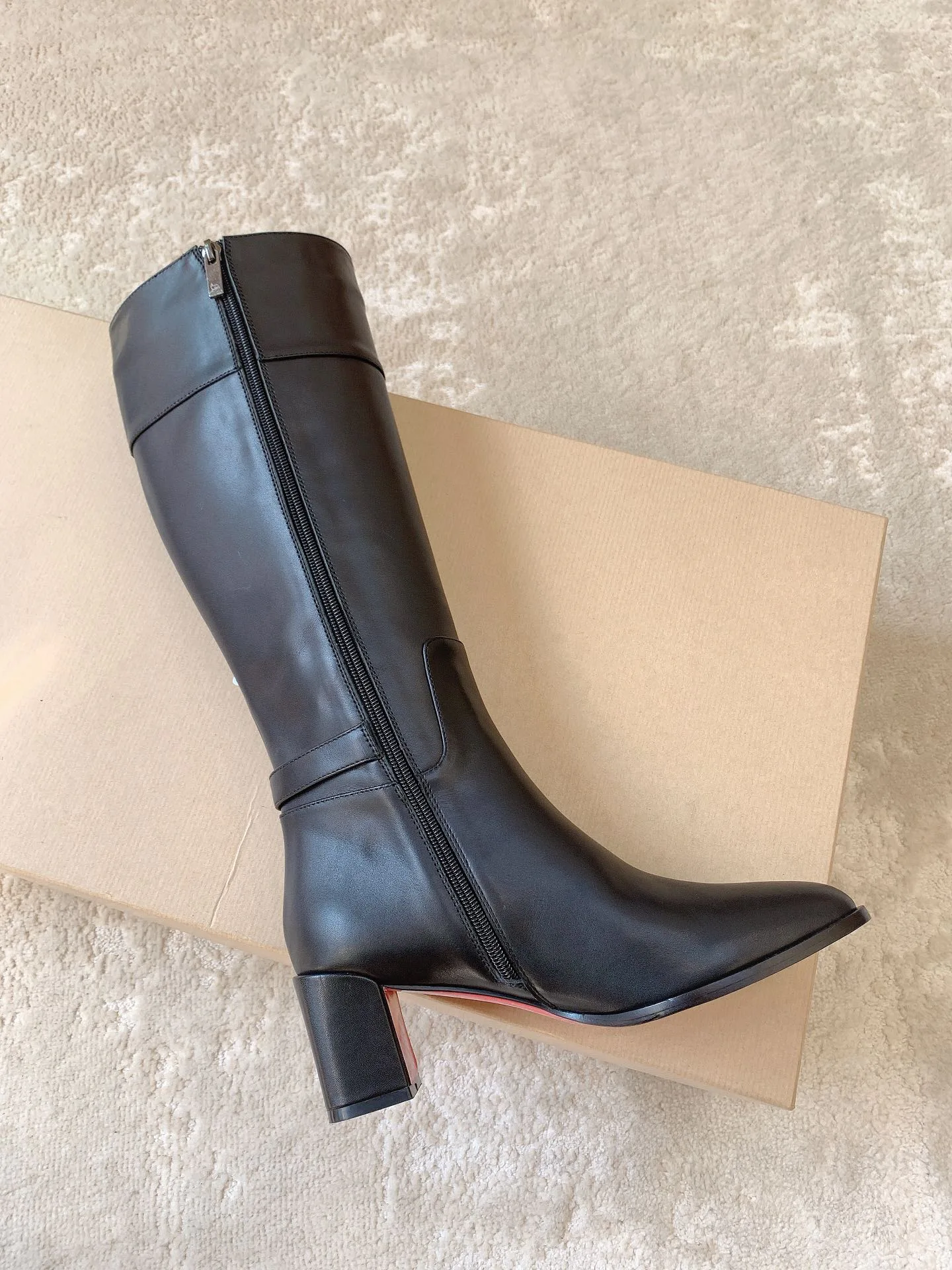 Сапоги Женские Christian Louboutin 17962834