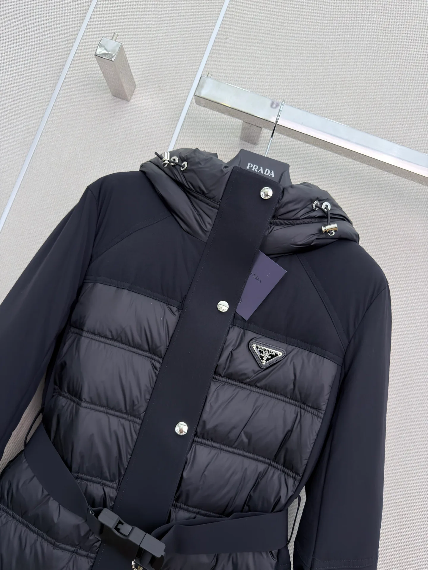 Куртки И Пуховики Женские Prada 18108501