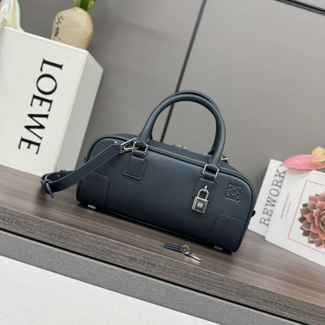 Классические Сумки Женские Loewe 11674482
