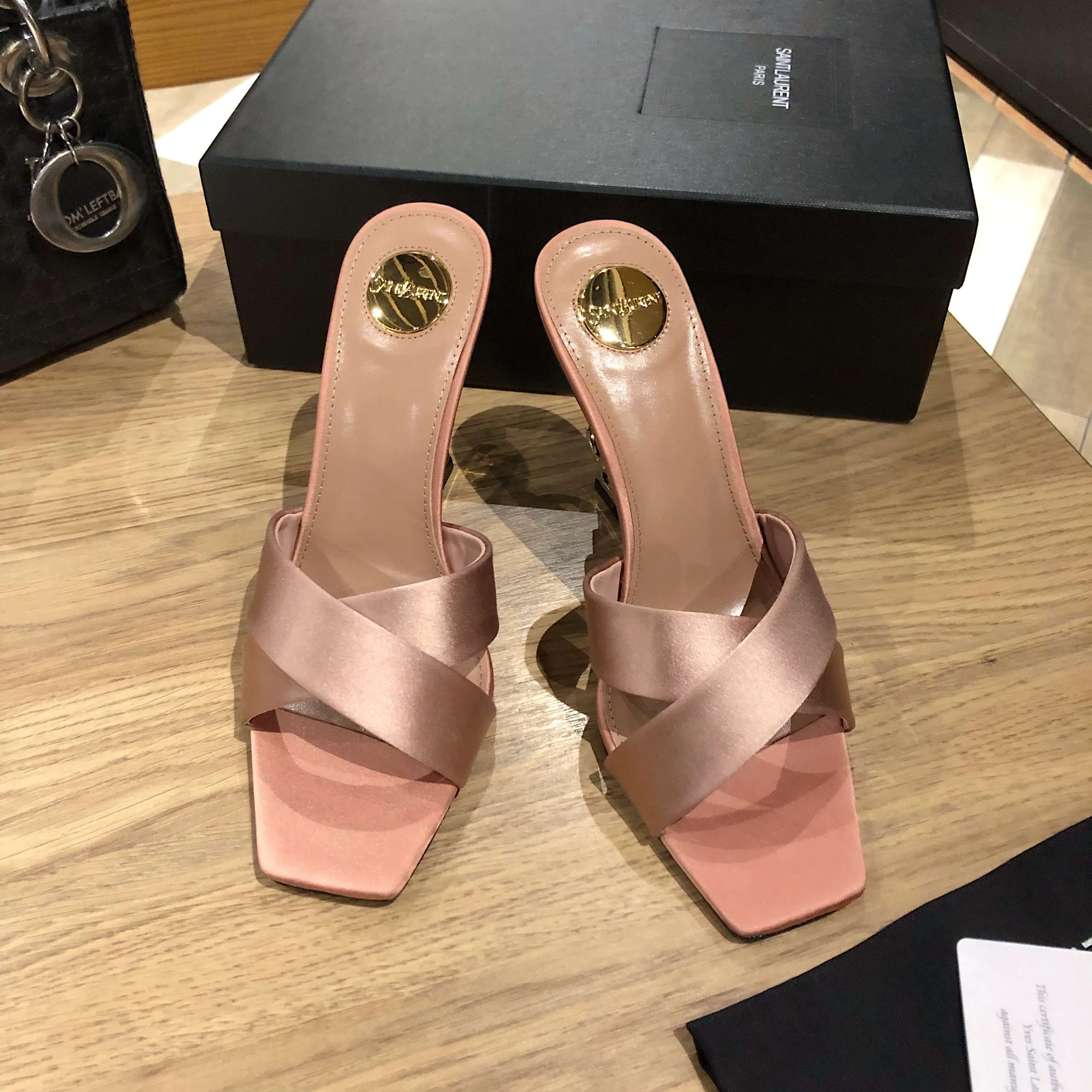 Босоножки Женские Saint Laurent 11220504