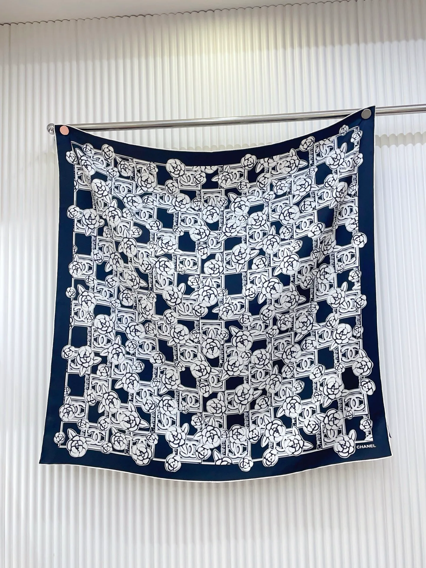 Платки Chanel 13119739