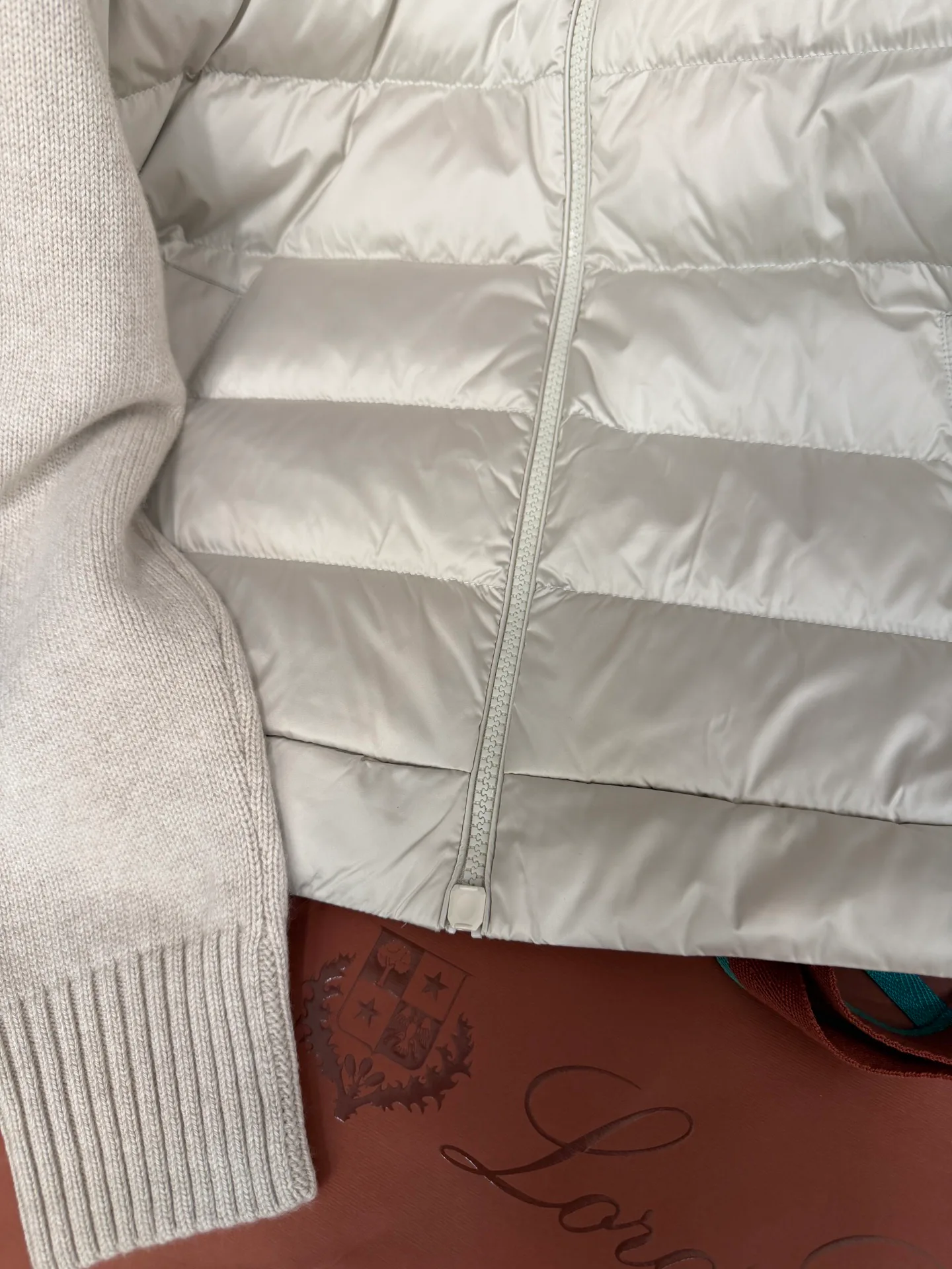 Куртки И Пуховики Женские Loro Piana 18361452