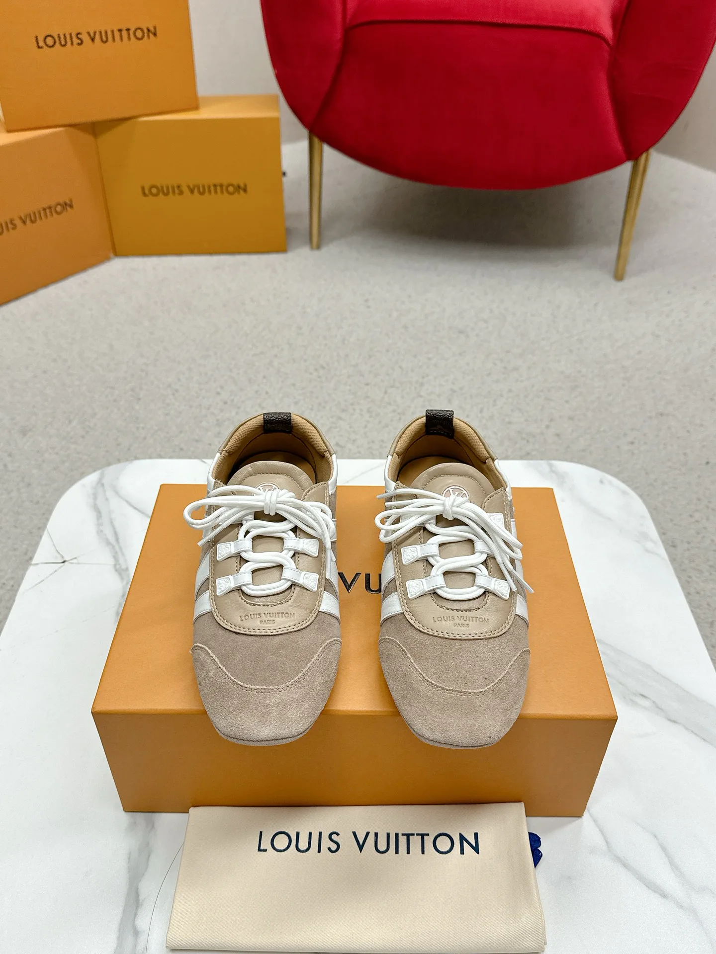 Кроссовки Женские Louis Vuitton 97336