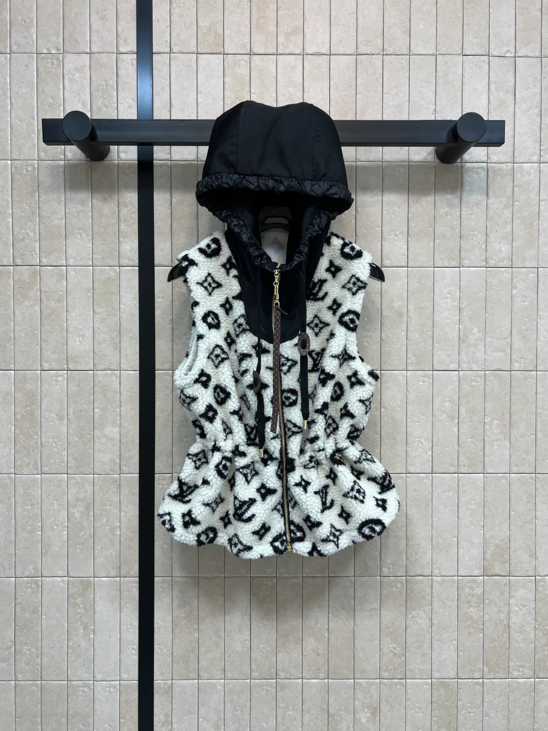 Жилеты Женские Louis Vuitton 474261