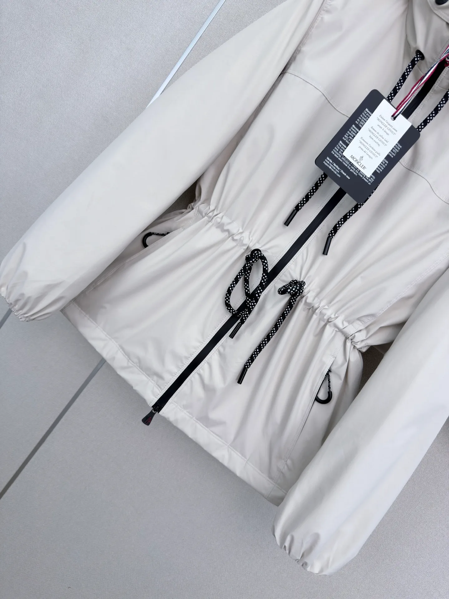 Куртки И Пуховики Женские Moncler 19555739