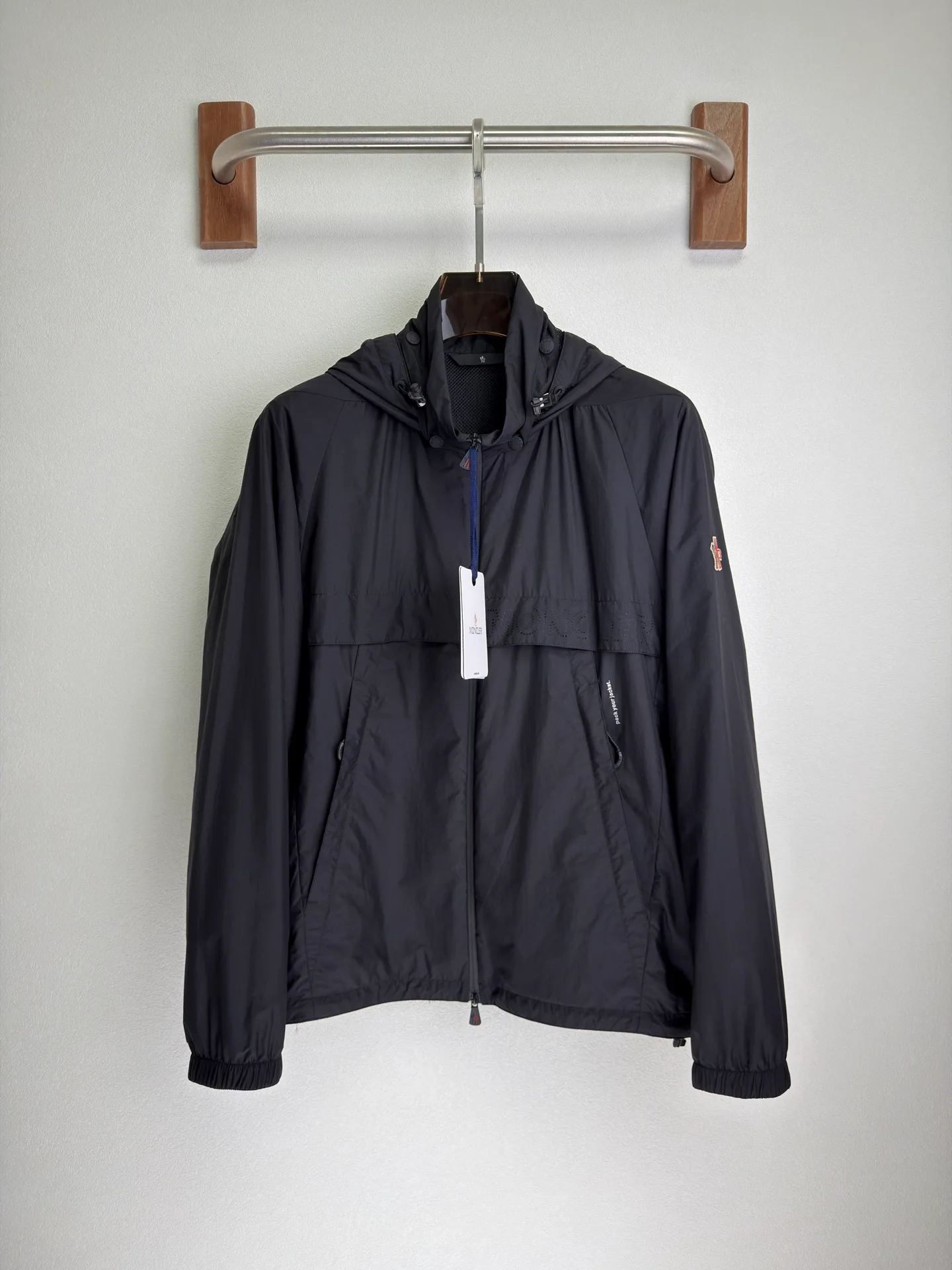 Куртки И Пуховики Мужские Moncler 10036661