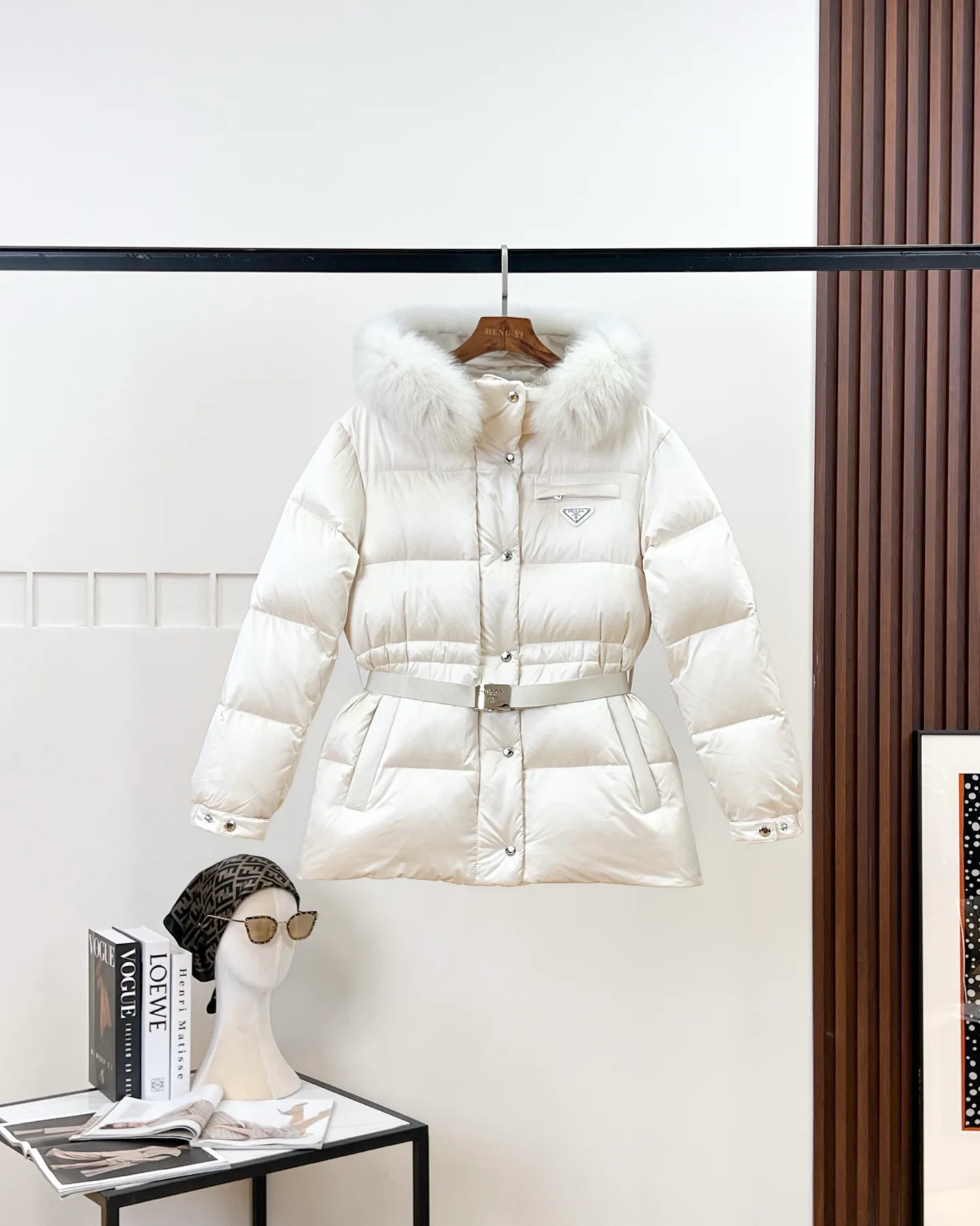 Куртки И Пуховики Женские Prada 18228705