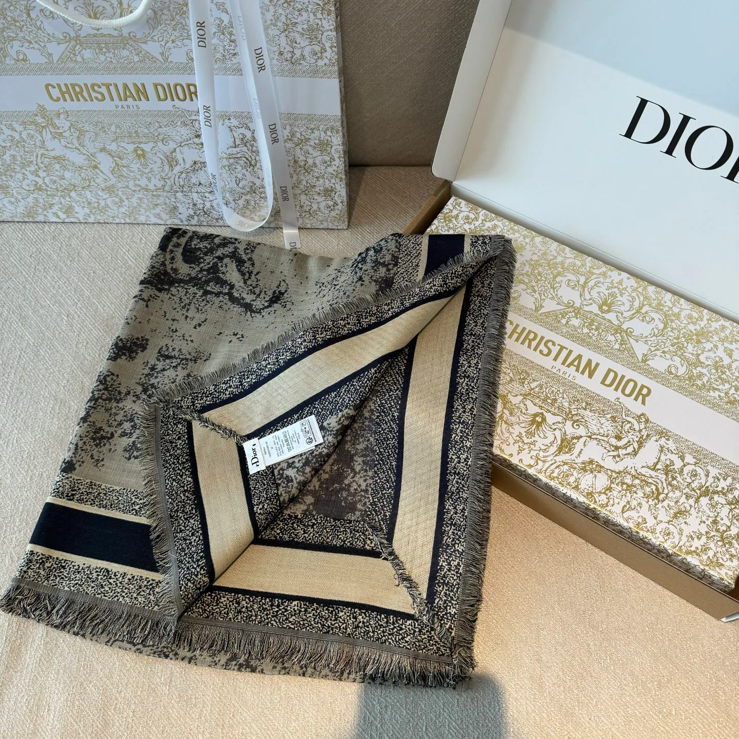 Шарфы Christian Dior 692912