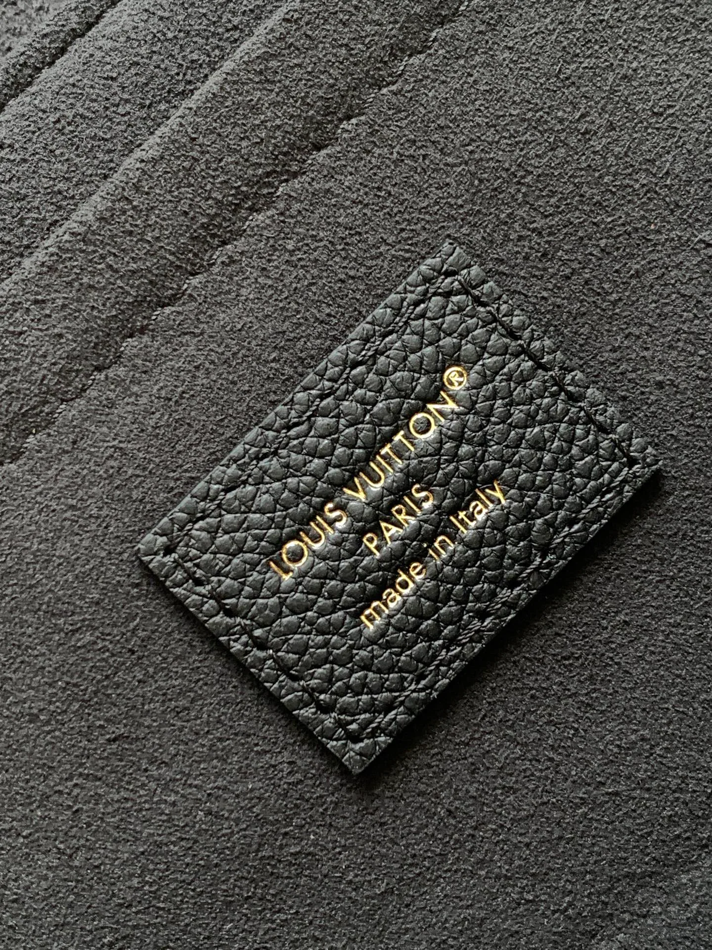 Классические Сумки Женские Louis Vuitton 13394423