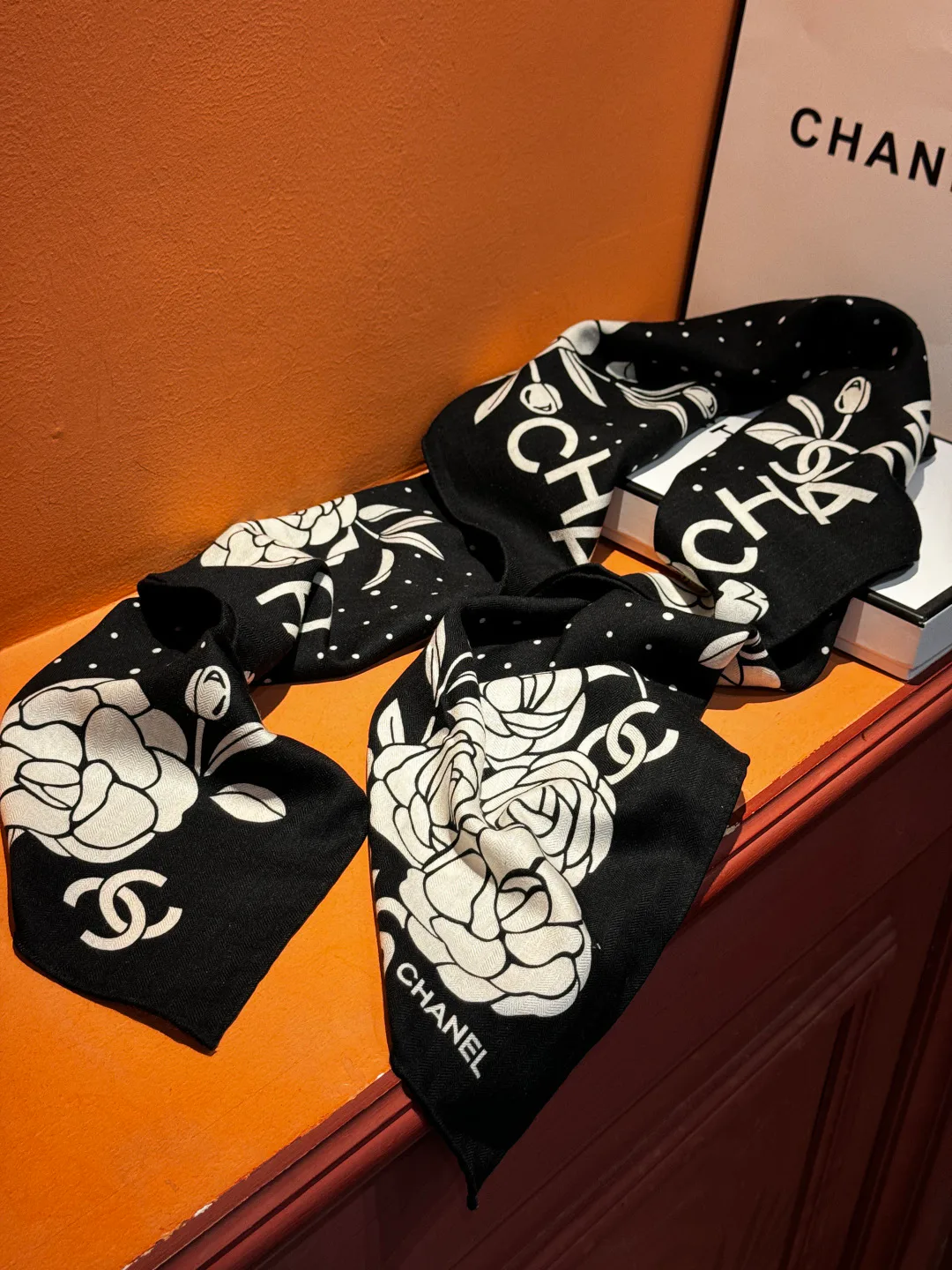 Платки Chanel 10807115