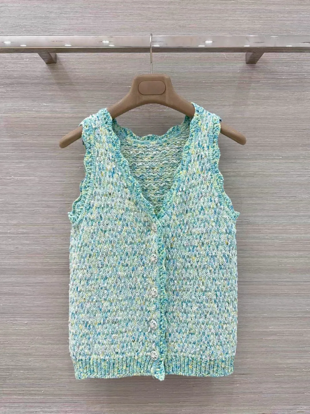 Жилеты Женские Chanel 11641983