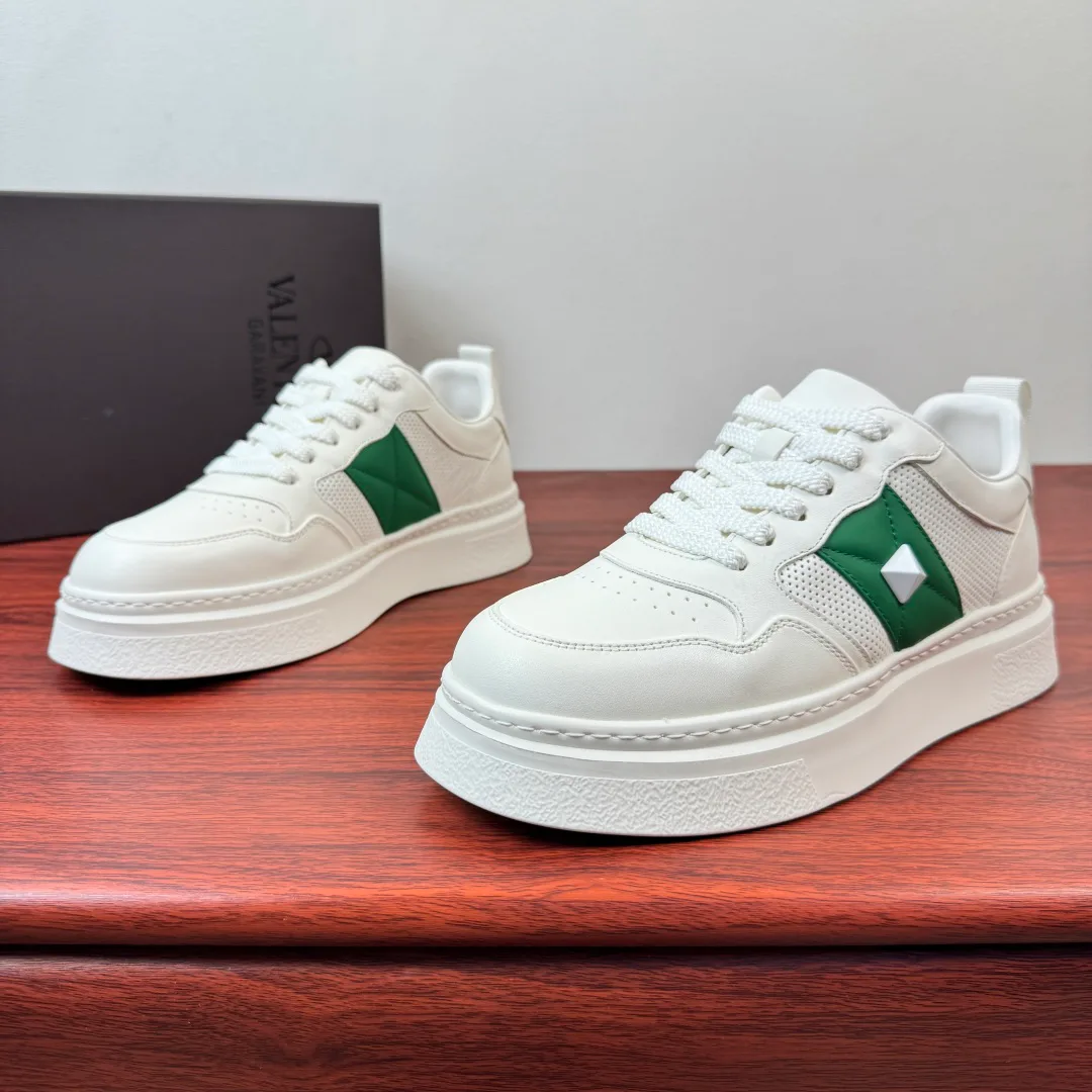 Кроссовки Мужские Valentino 13435979