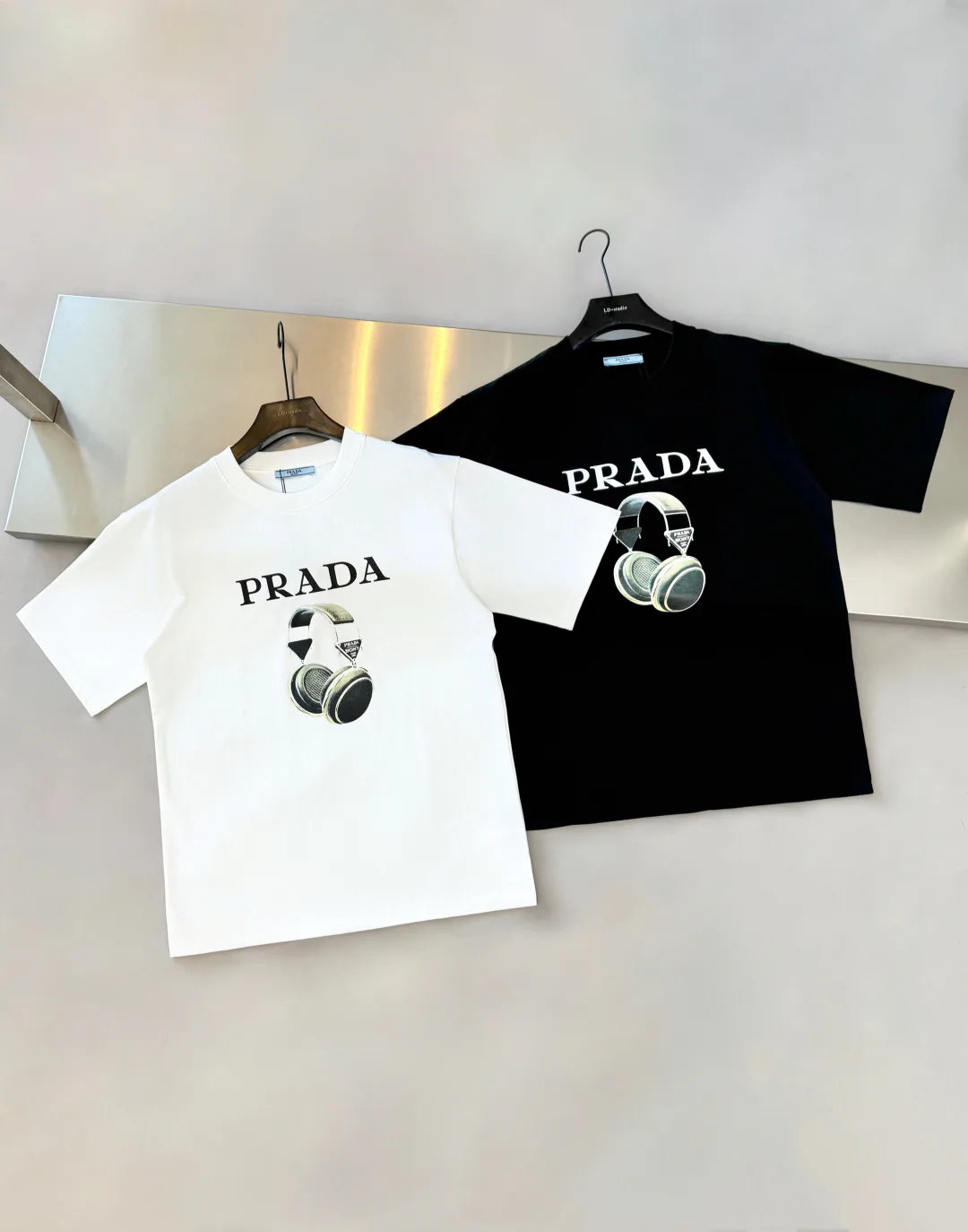Футболки Женские Prada 10151626