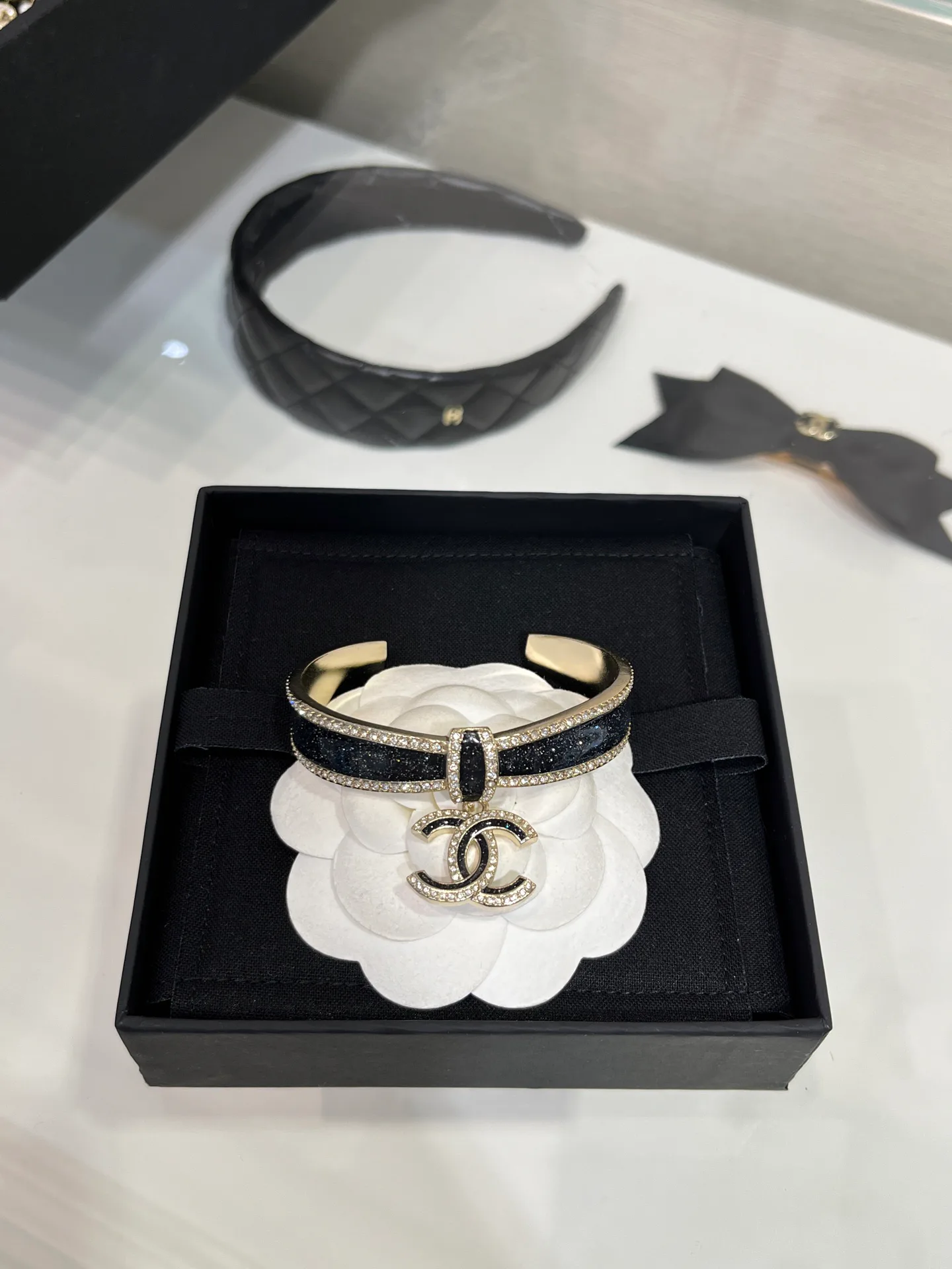 Бижутерия Chanel 70924