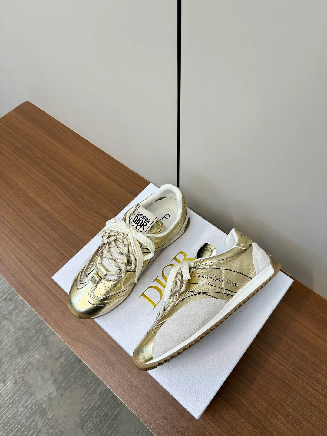 Кроссовки Женские Christian Dior 18616