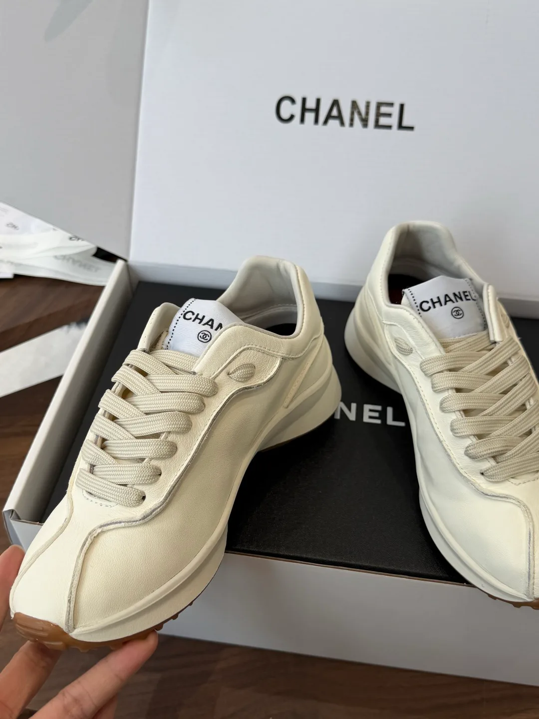 Кроссовки Женские Chanel 19554124