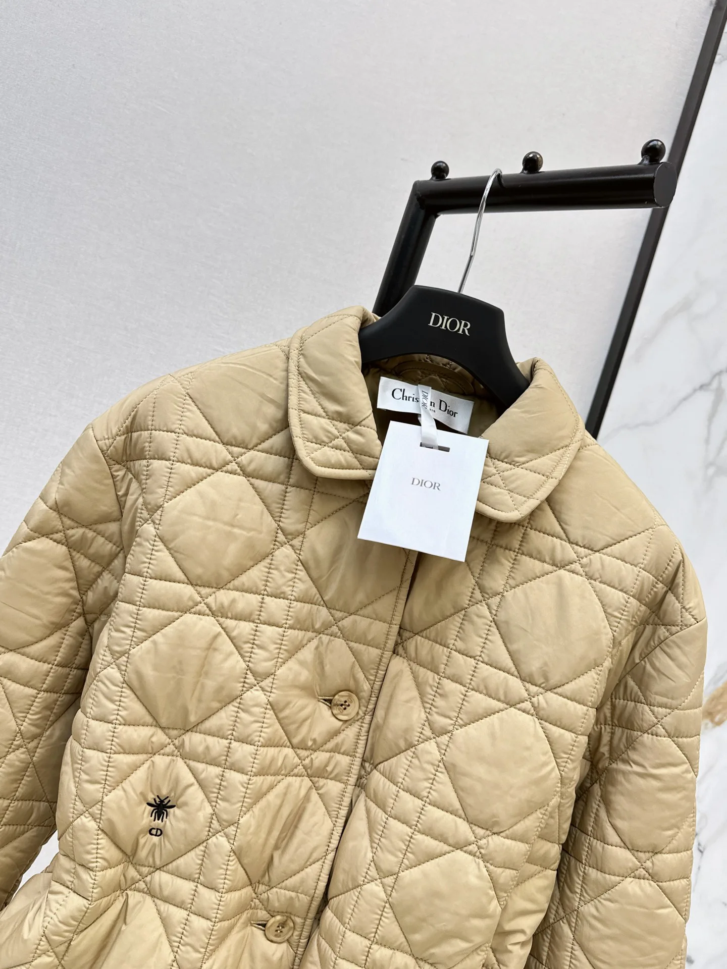 Куртки И Пуховики Женские Christian Dior 18031447