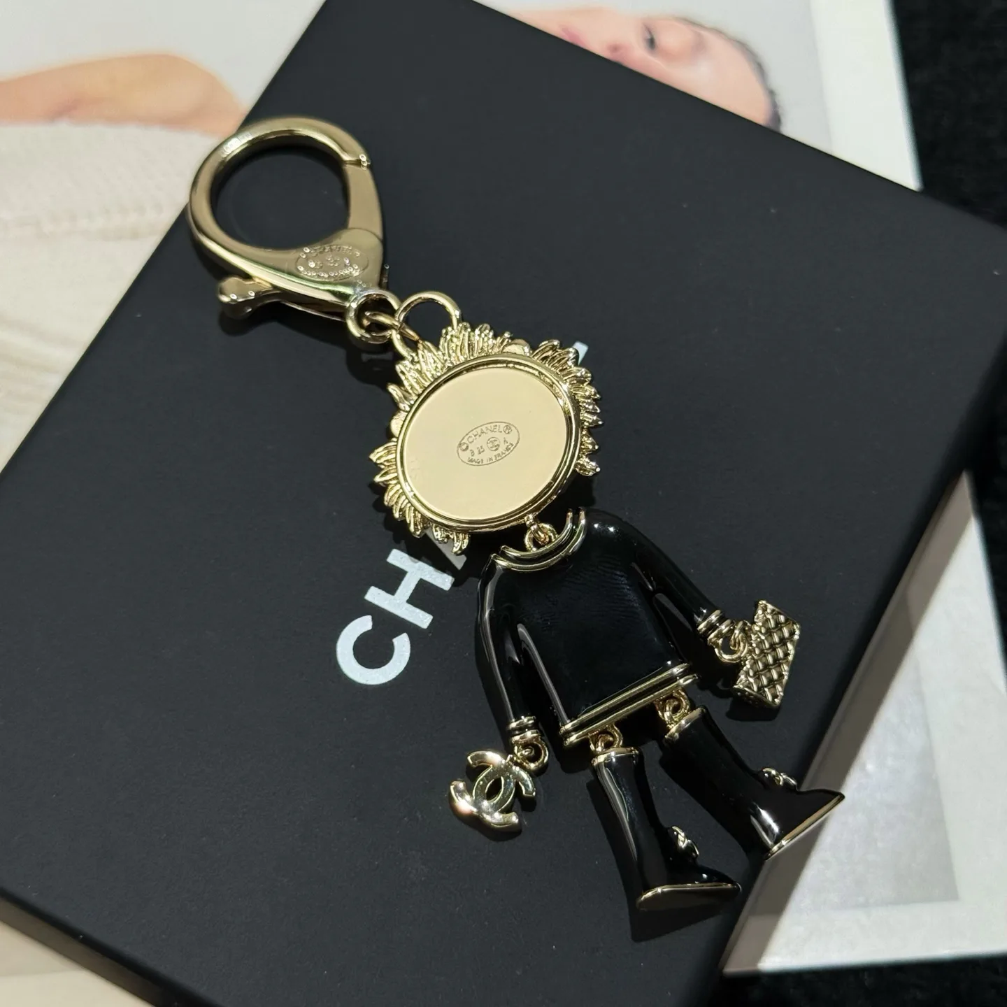 Брелки Chanel Брелки Chanel
