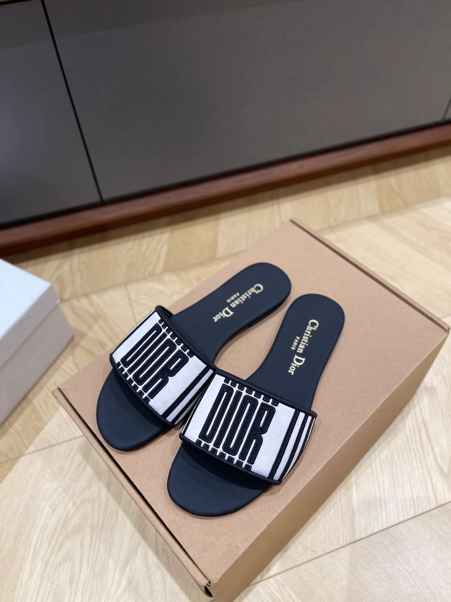 Шлепанцы Женские Christian Dior 29837